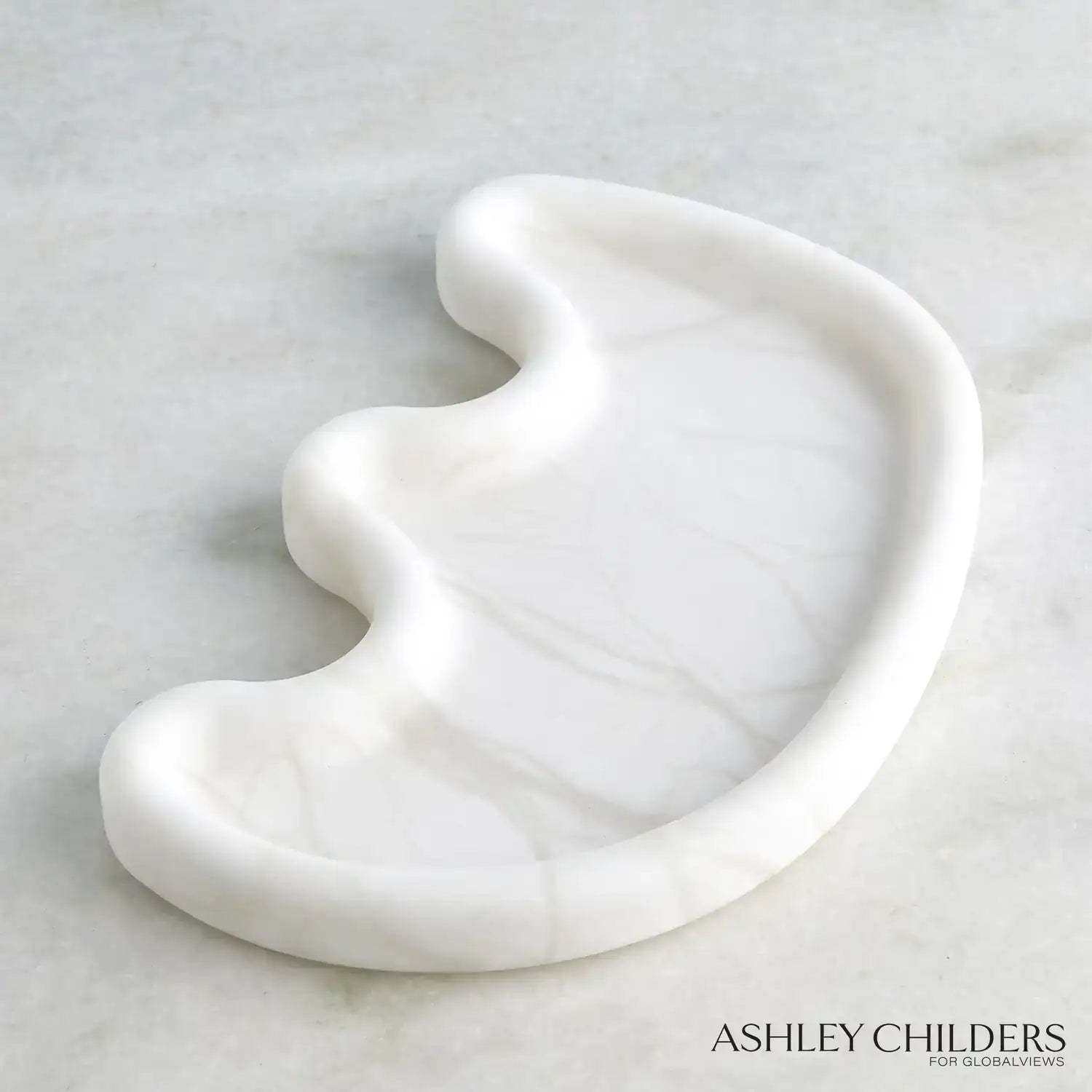 GLOBAL VIEWS AMERA ALABASTER TRAY - Decorative Accents