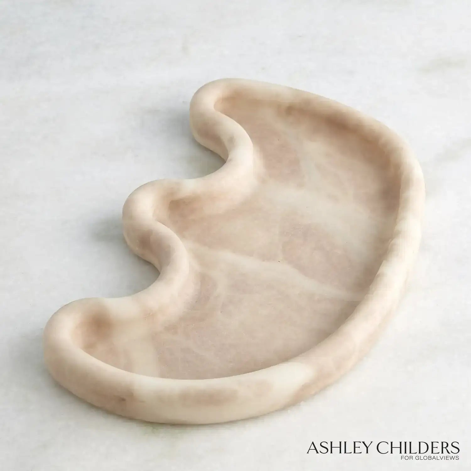 GLOBAL VIEWS AMERA ALABASTER TRAY - Decorative Accents