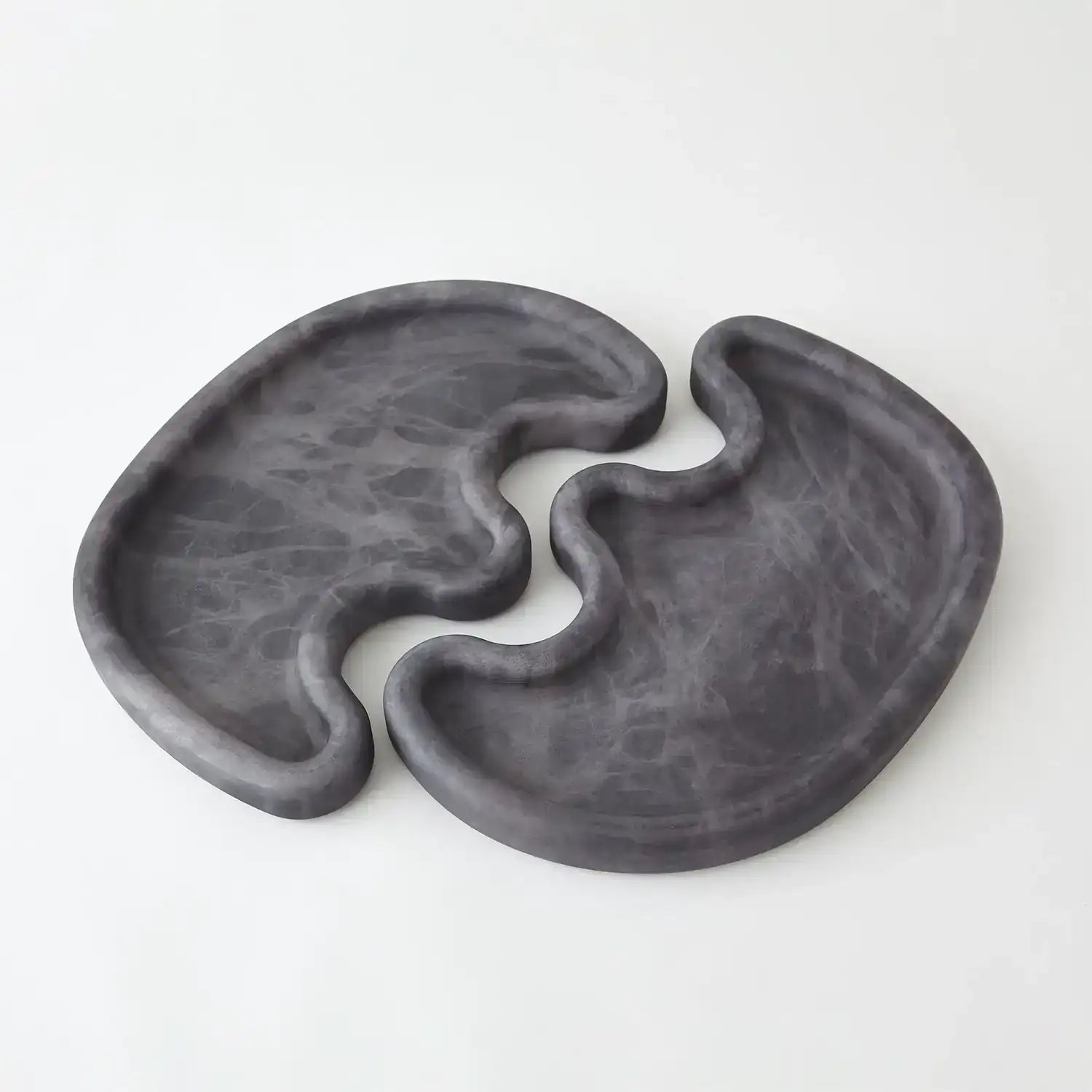 GLOBAL VIEWS AMERA ALABASTER TRAY - Decorative Accents
