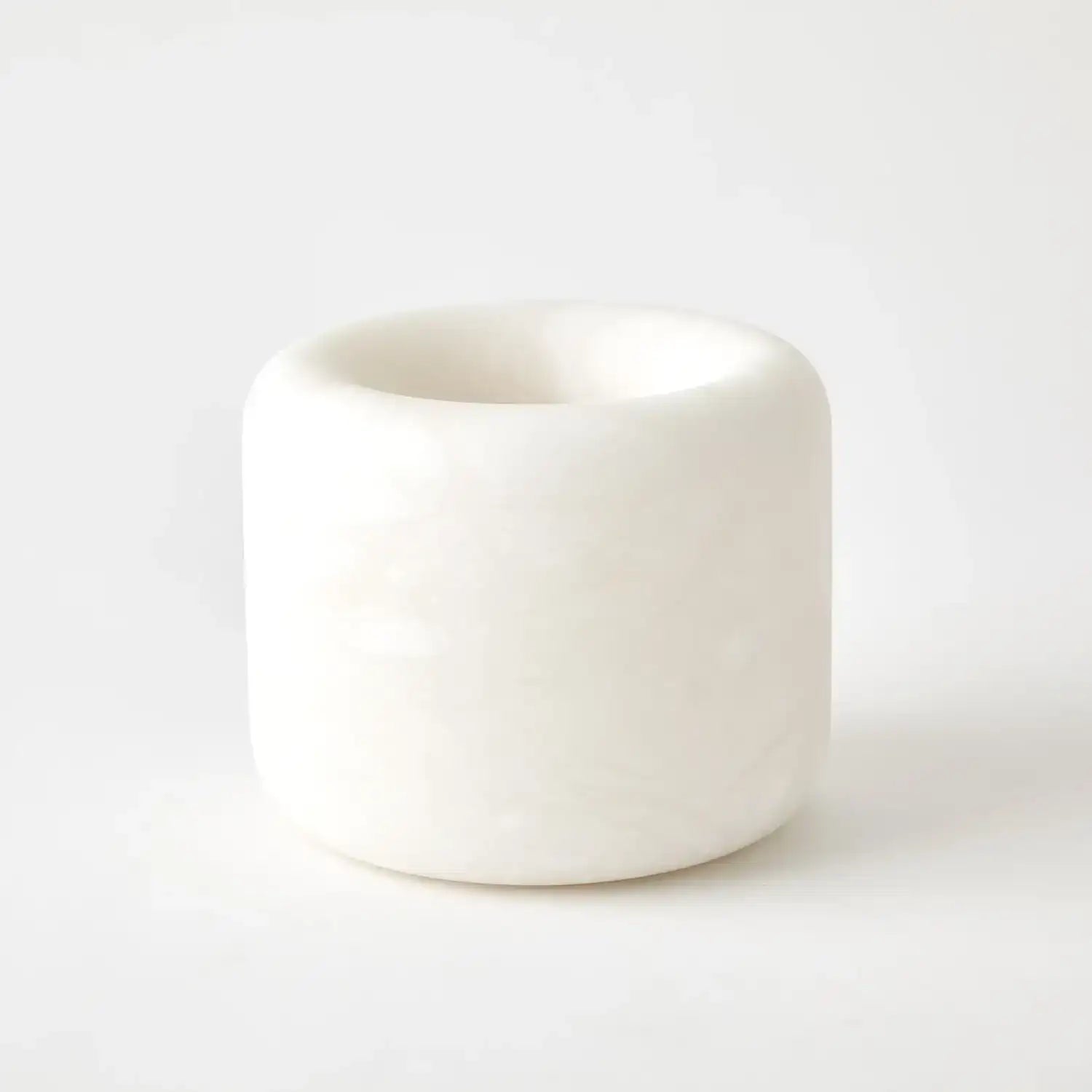 GLOBAL VIEWS ALABASTER RING BOWL - Decorative Accents