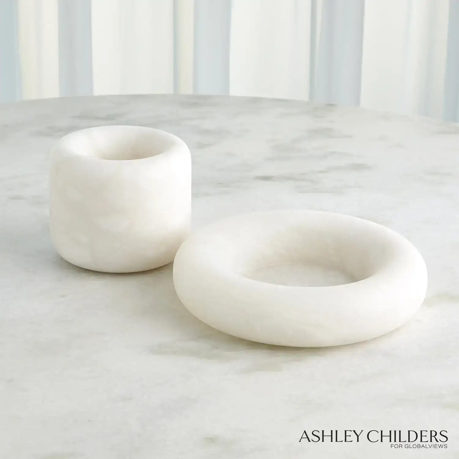 GLOBAL VIEWS ALABASTER RING BOWL - Decorative Accents