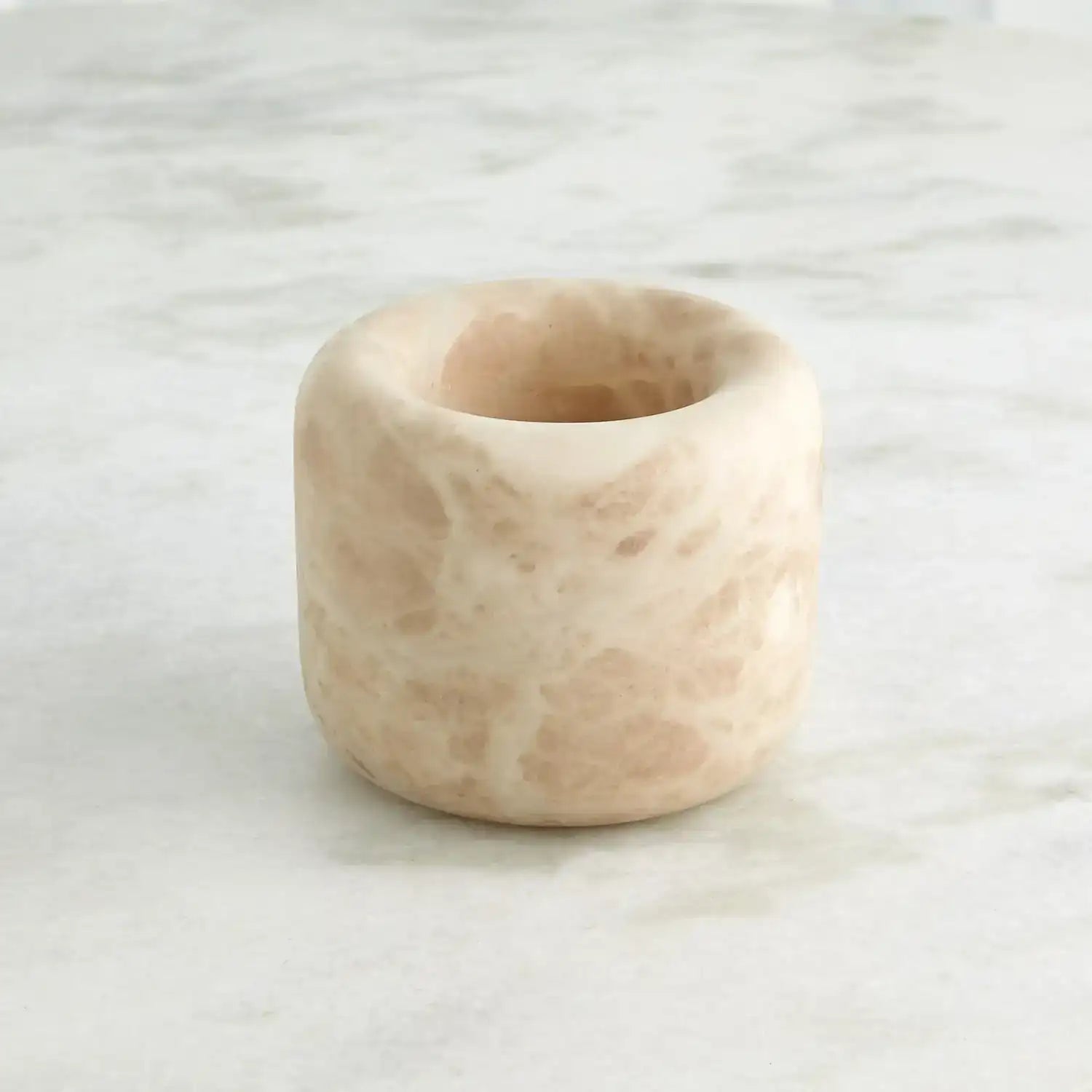GLOBAL VIEWS ALABASTER RING BOWL - Decorative Accents