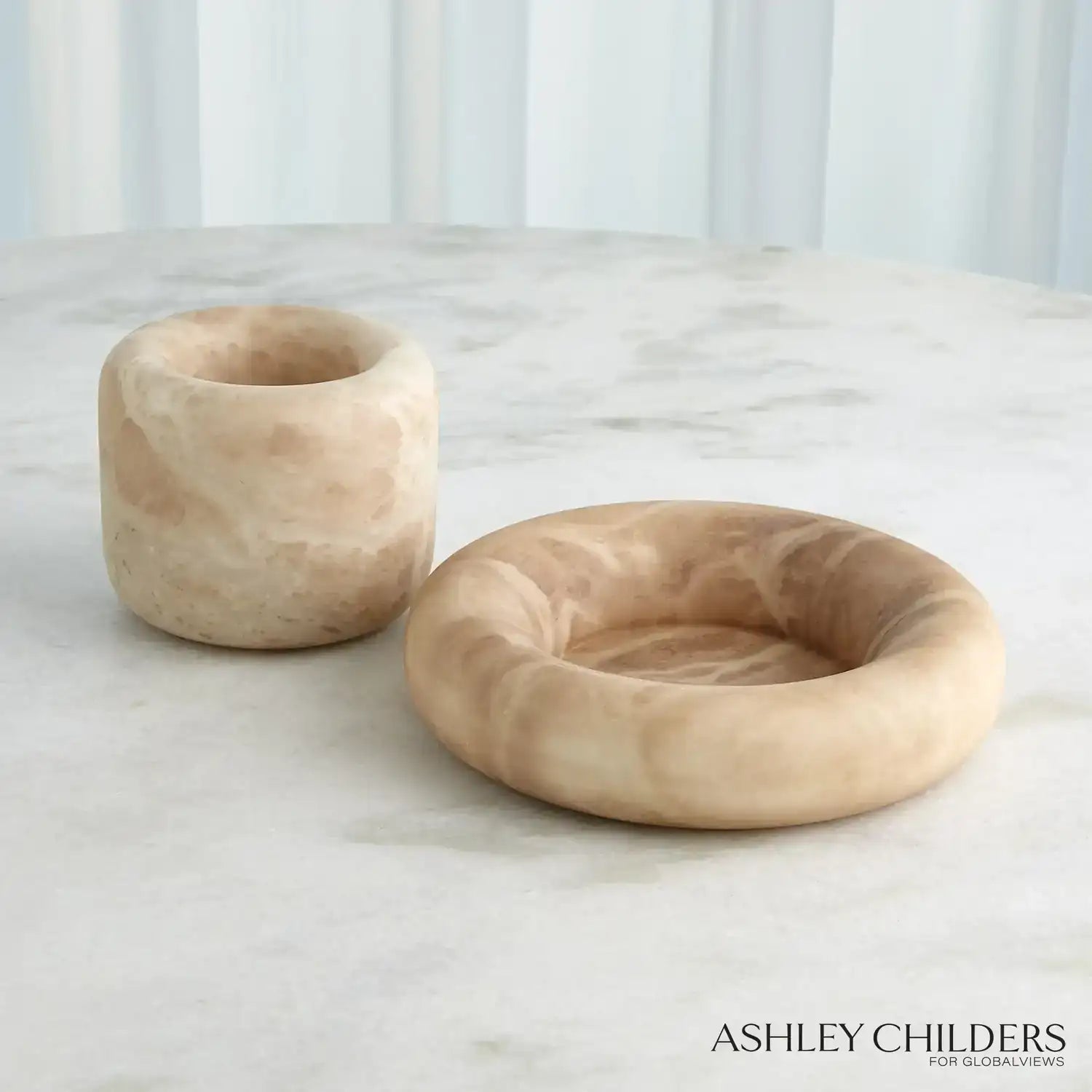 GLOBAL VIEWS ALABASTER RING BOWL - Decorative Accents