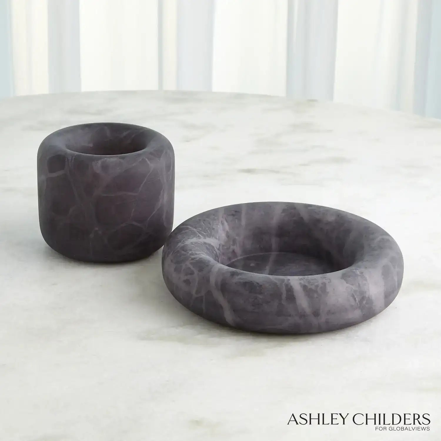 GLOBAL VIEWS ALABASTER RING BOWL - Decorative Accents
