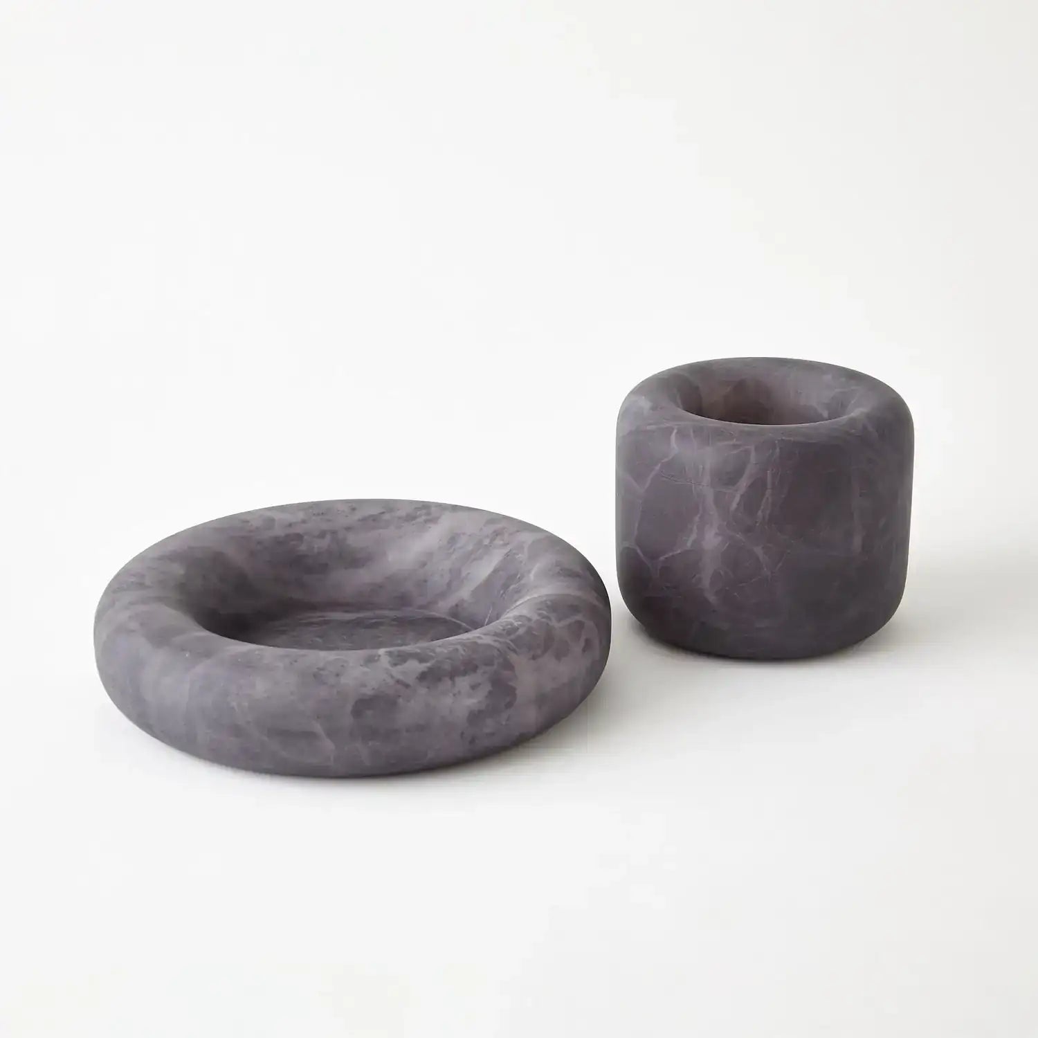 GLOBAL VIEWS ALABASTER RING BOWL - Decorative Accents