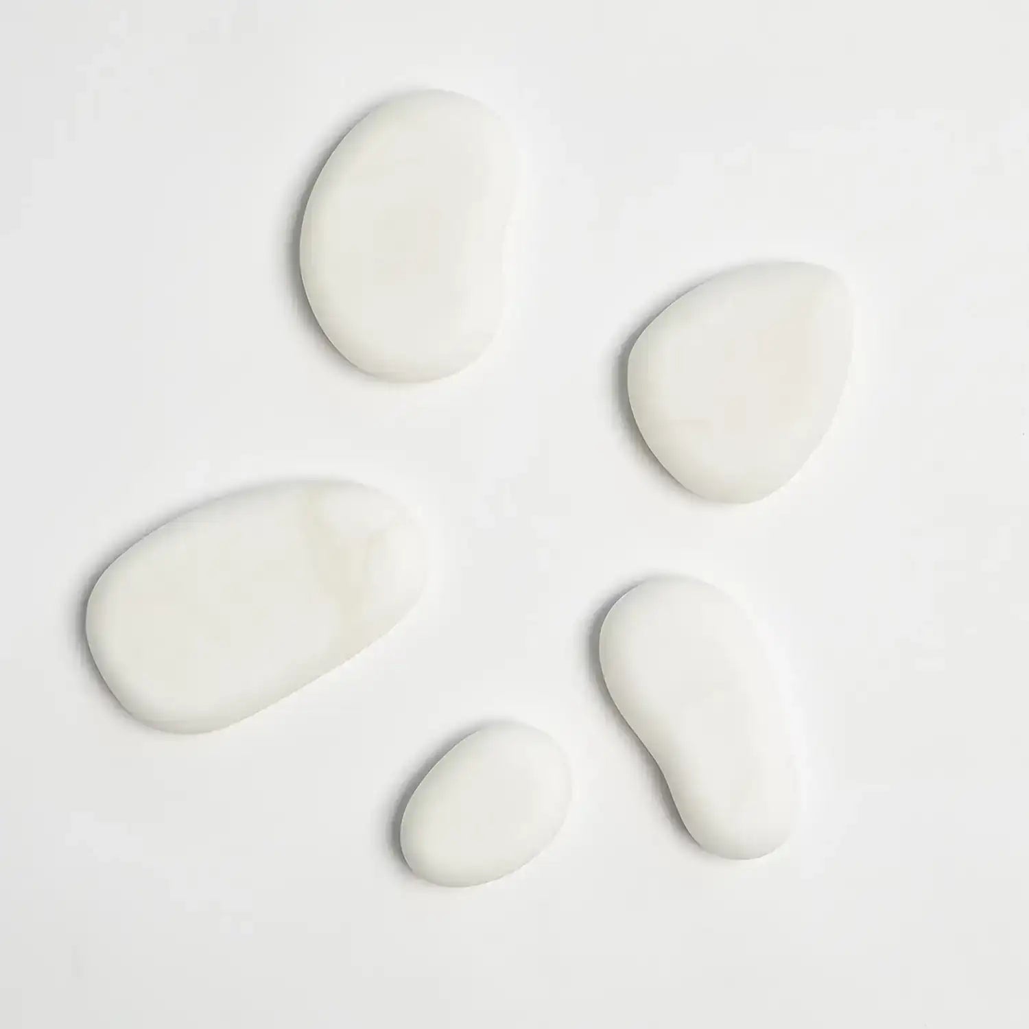 GLOBAL VIEWS S/5 ALABASTER RIVER ROCKS - Decorative Accents