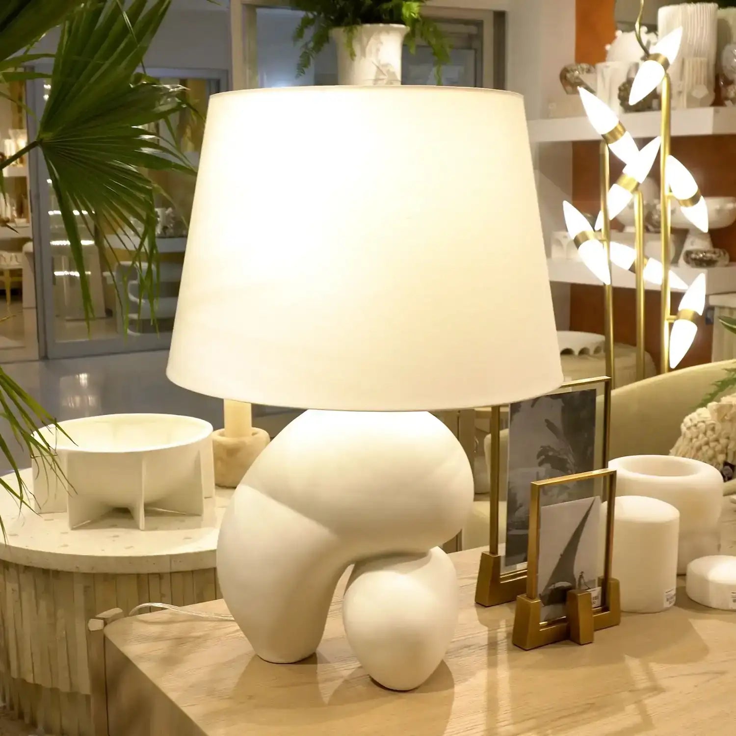 GLOBAL VIEWS, MUSE LAMP, TABLE LAMPS