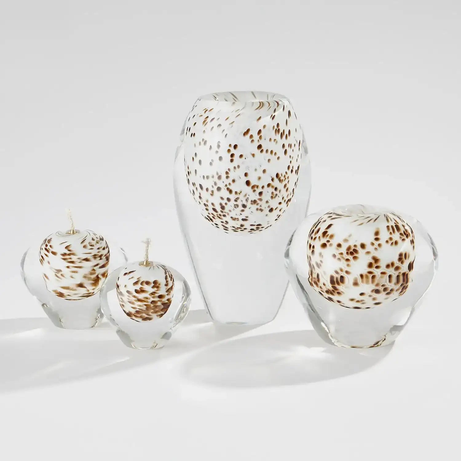 GLOBAL VIEWS LIVINGSTON VASE - Art