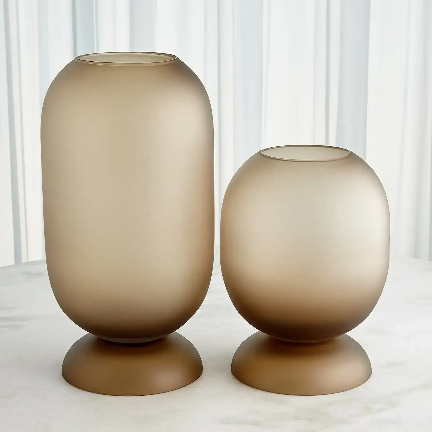 GLOBAL VIEWS ASHTON VASE - Decorative Accents