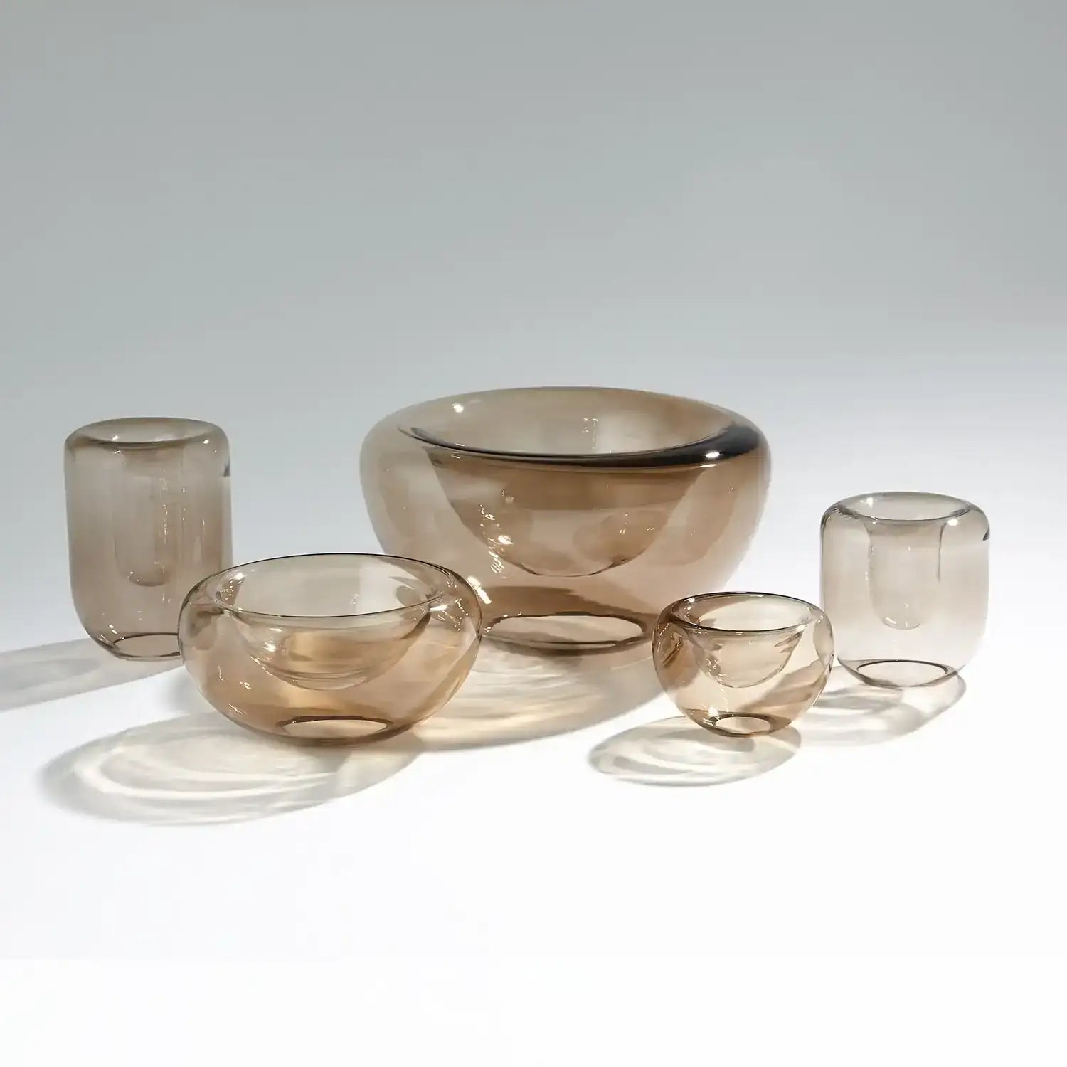 GLOBAL VIEWS DOUBLE TAKE BOWL - Decorative Accents