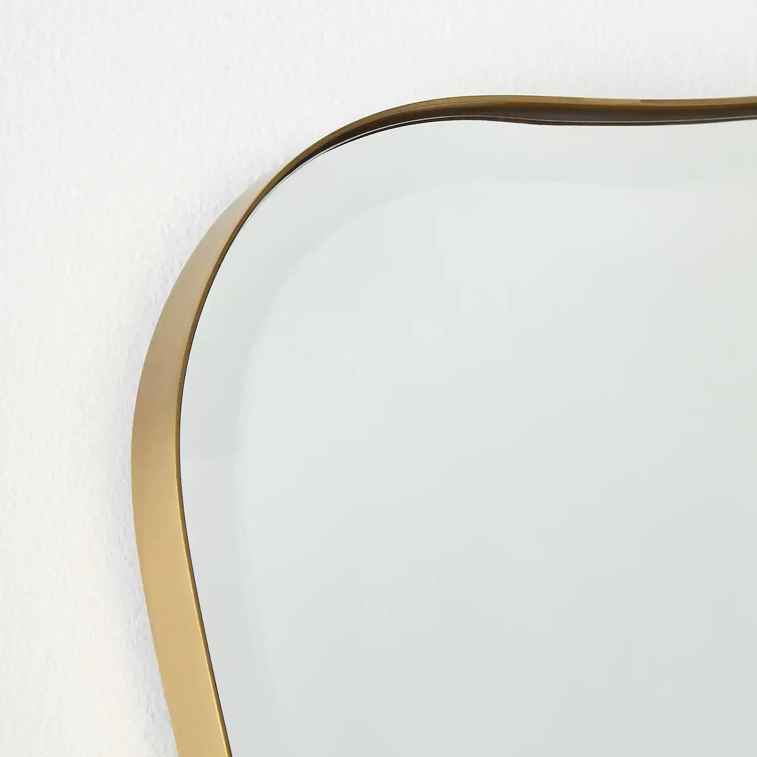 GLOBAL VIEWS CHARLOTTE FLOOR MIRROR - Mirrors