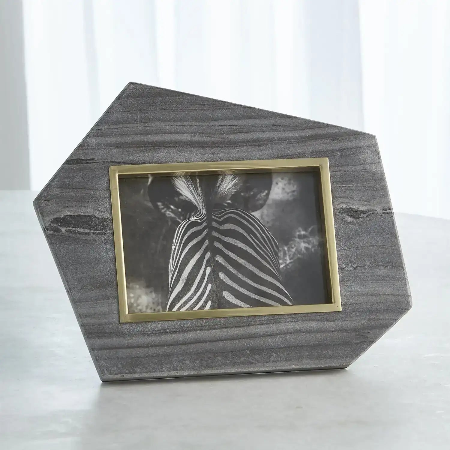 GLOBAL VIEWS BRASS FRAME GREY STONE PHOTO FRAME - Decorative Accents