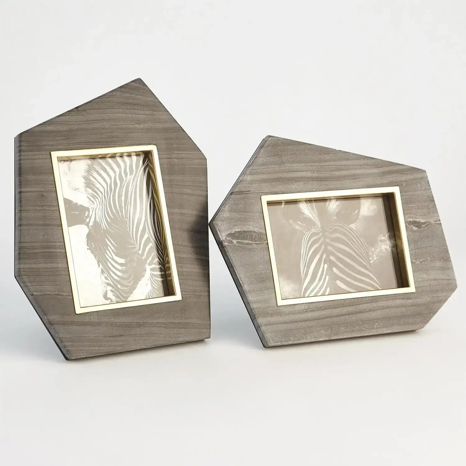 GLOBAL VIEWS BRASS FRAME GREY STONE PHOTO FRAME - Decorative Accents
