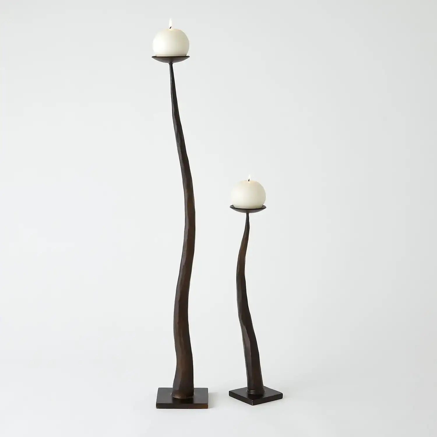 GLOBAL VIEWS CHISELED CANDLE HOLDER - Decorative Accents