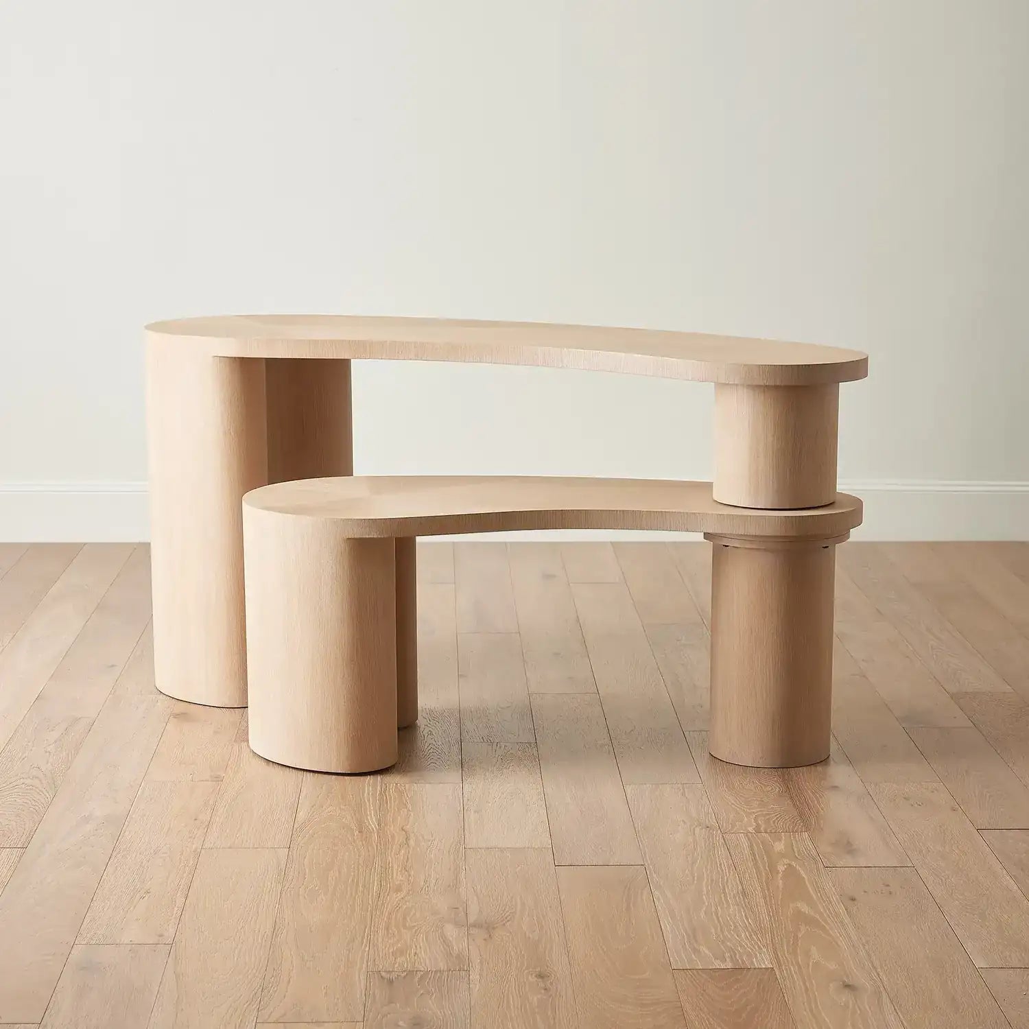 GLOBAL VIEWS CASITA CONSOLE - Consoles
