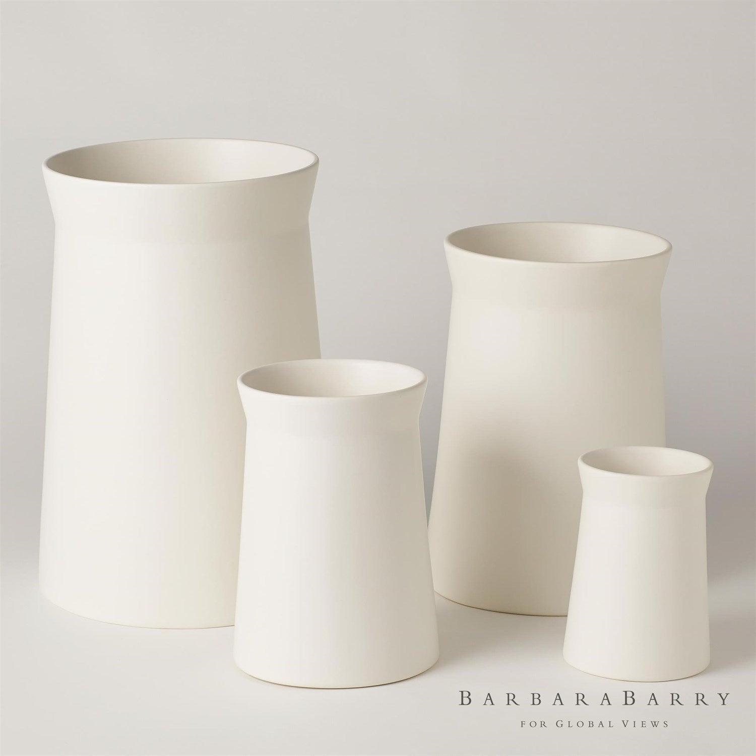 GLOBAL VIEWS SOFT CURVE VASE - Decorative Accents