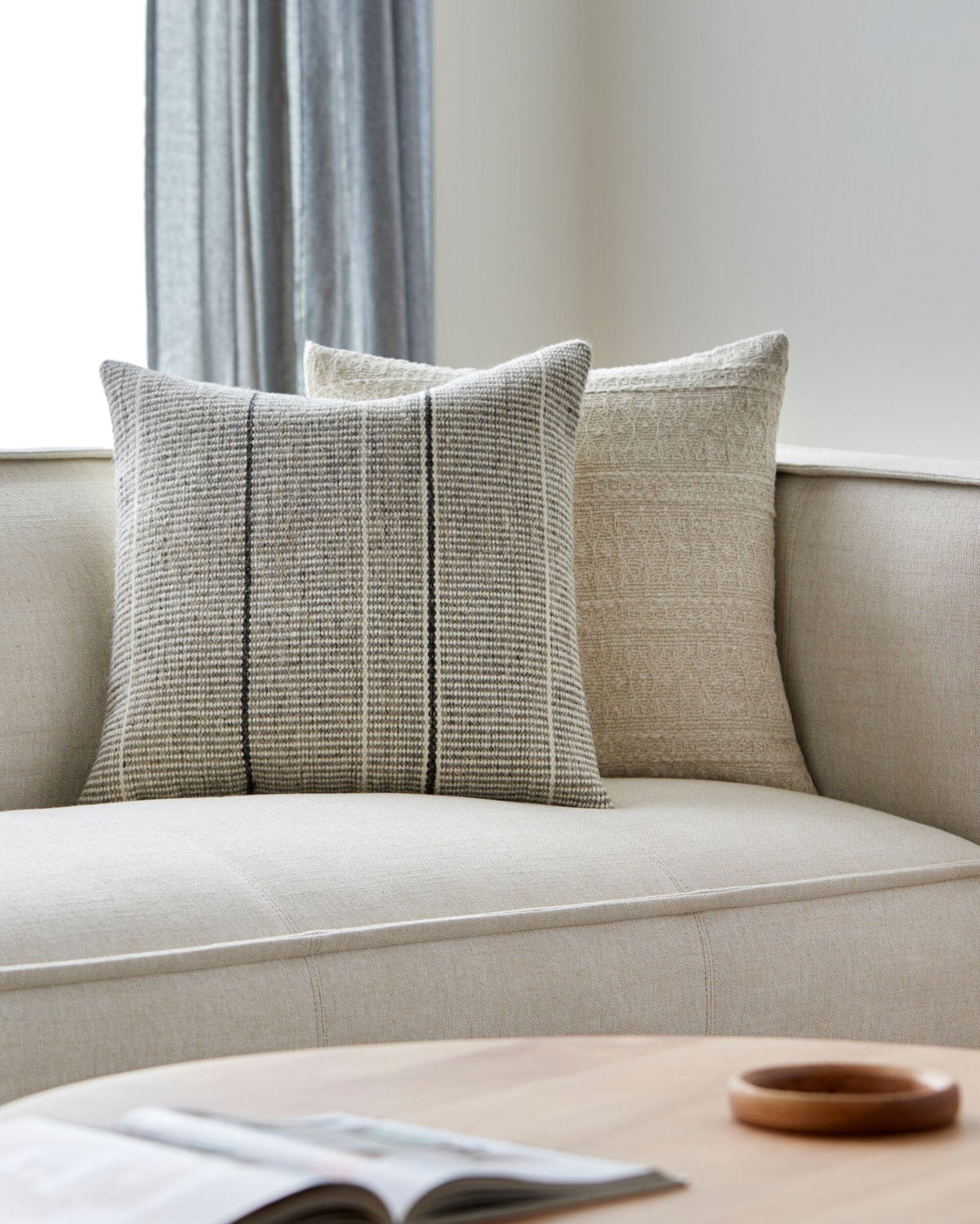 SURYA BORDERLINE ACCENT PILLOW - Linens