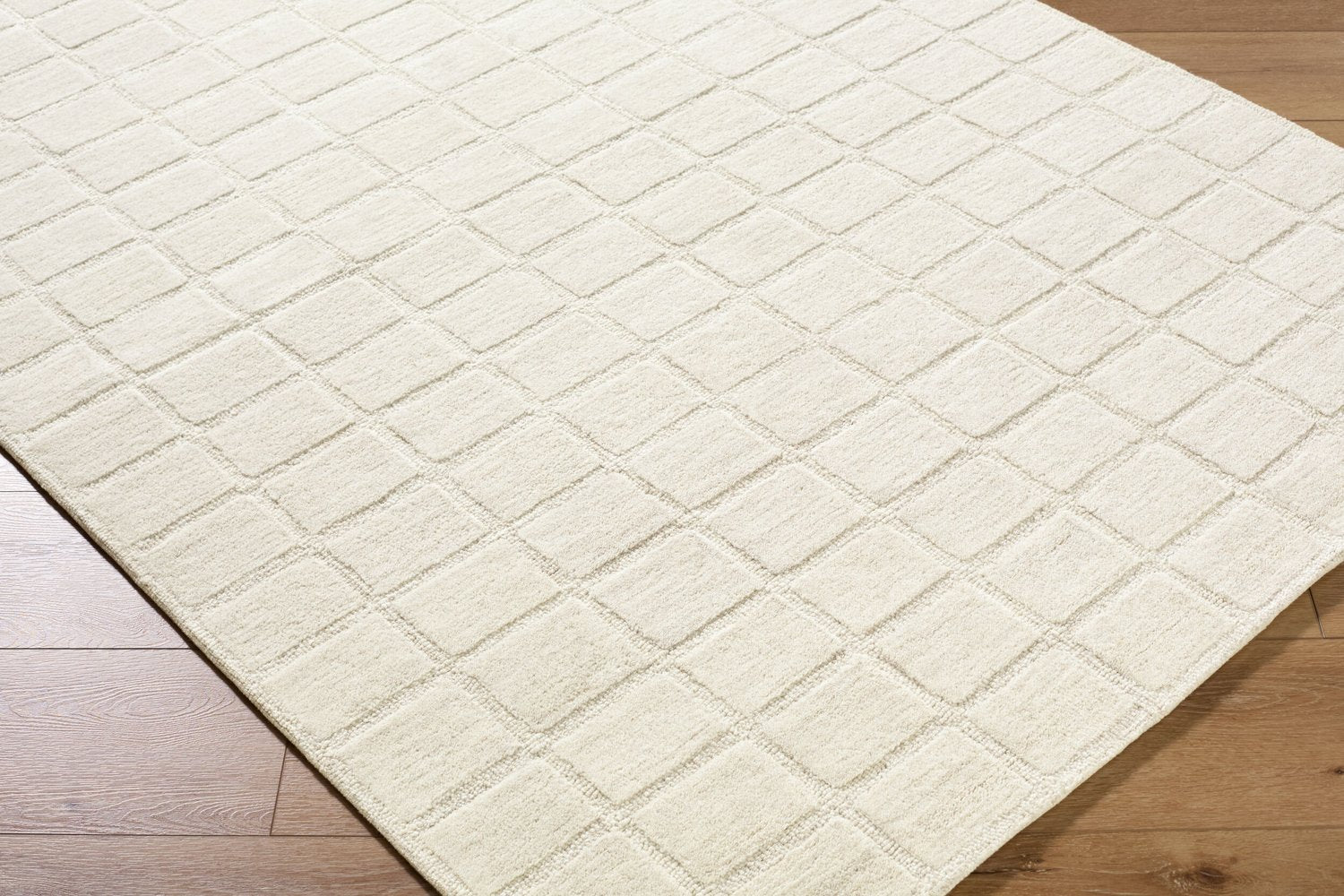 LIVABLISS BENCHCRAFT HANDMADE RUG - Rugs