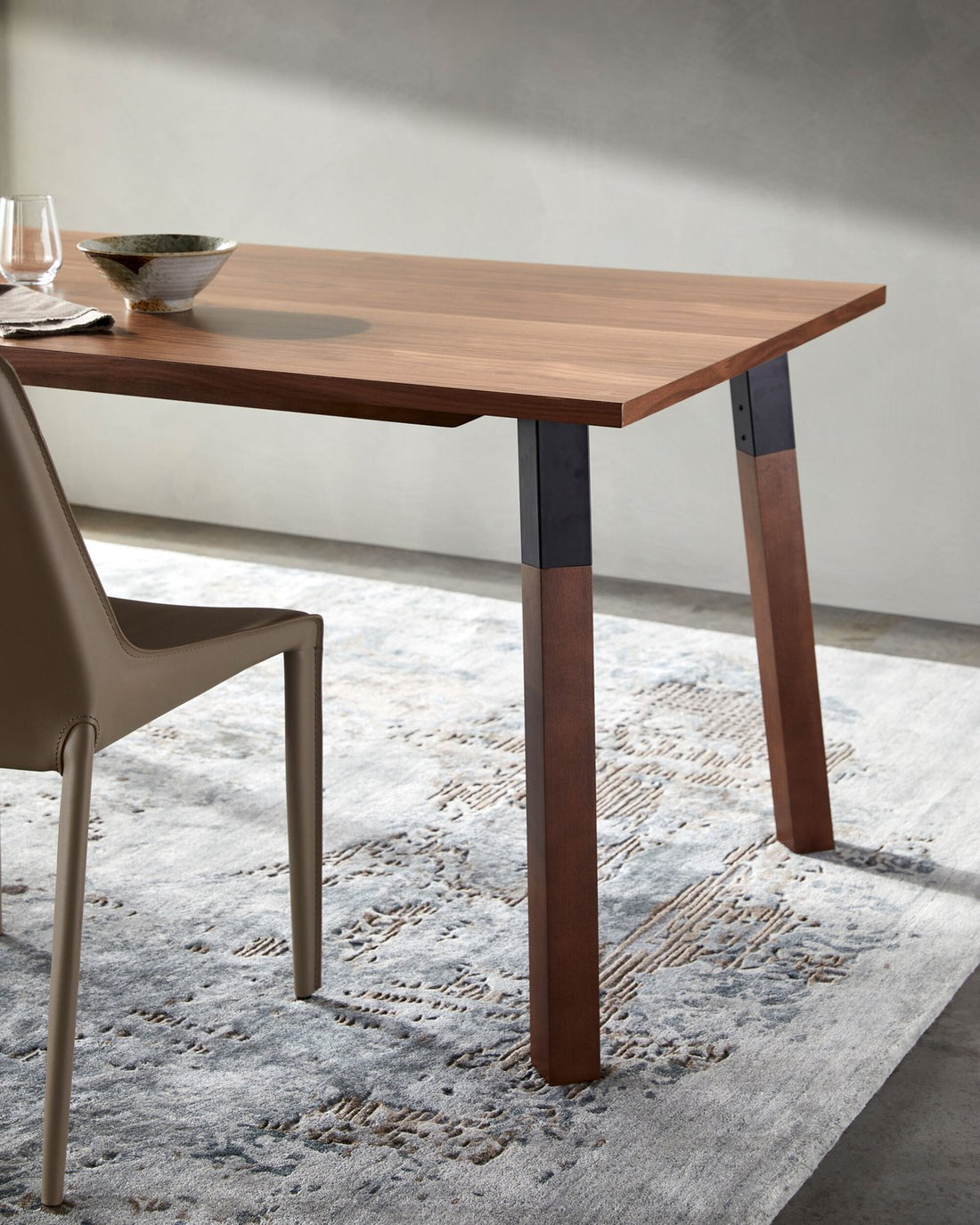 SURYA BILLINGS DINING TABLE - Dining Tables