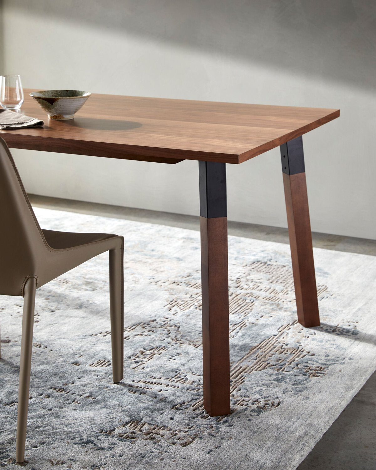 SURYA BILLINGS DINING TABLE - Dining Tables