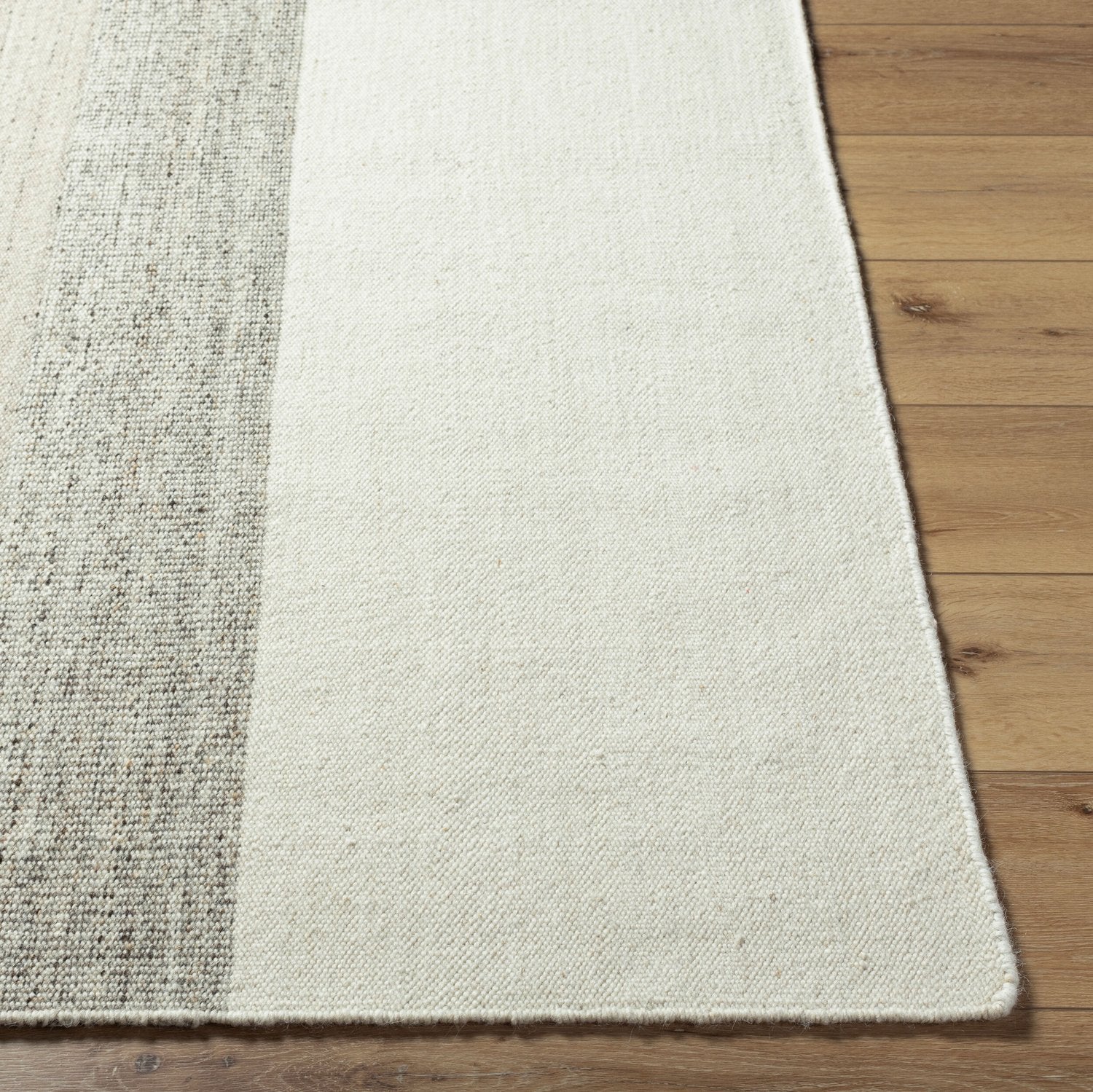LIVABLISS BOLU HANDMADE RUG - Rugs