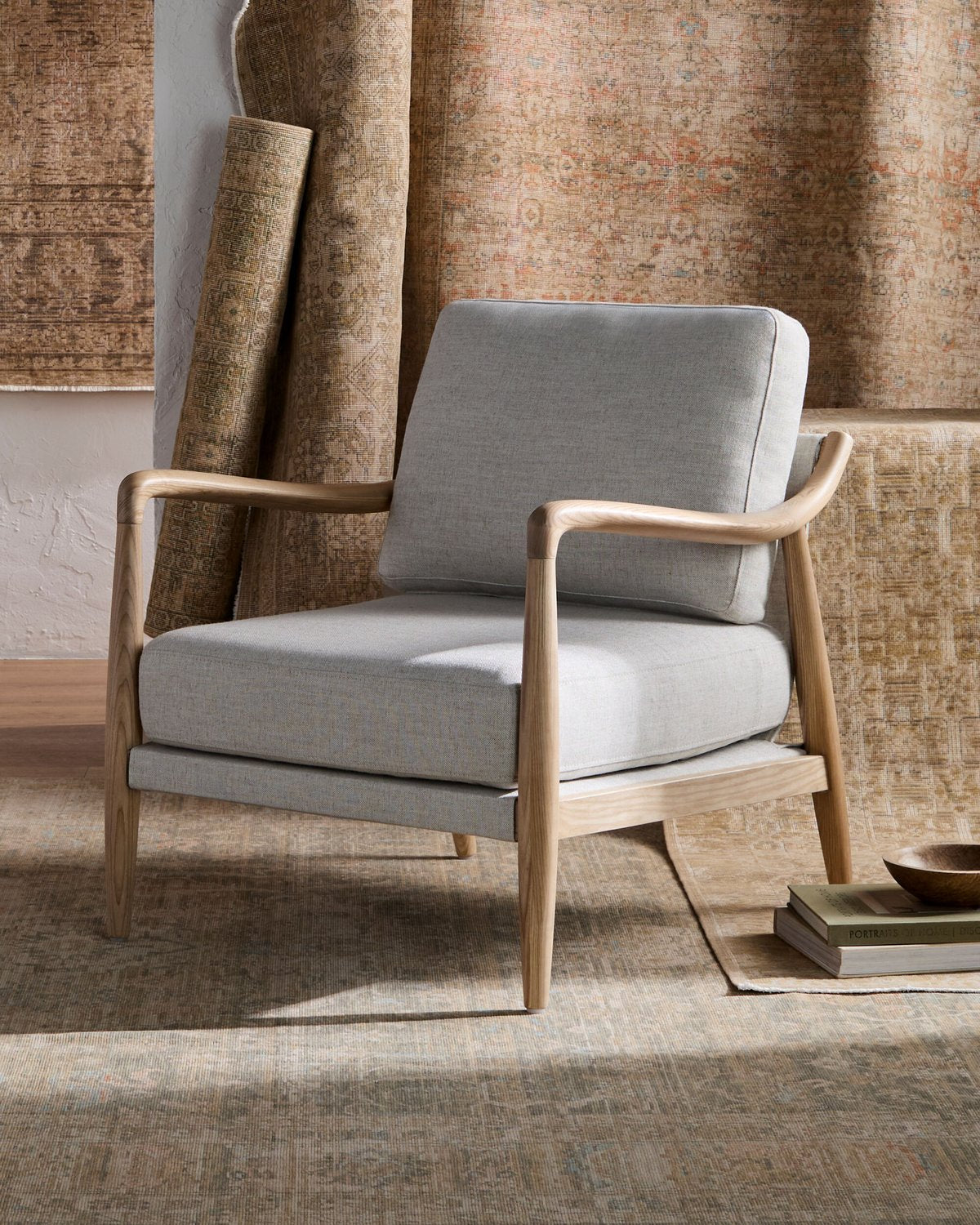 SURYA GAVIOTA ACCENT CHAIR - Lounge