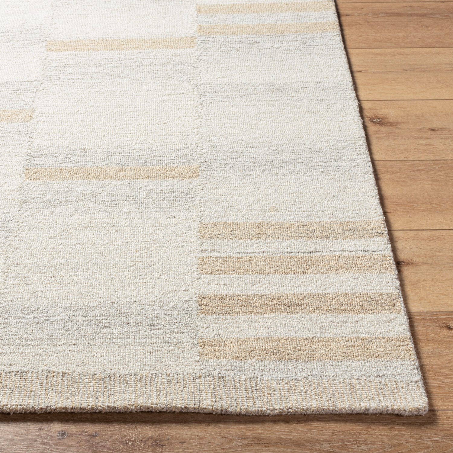 LIVABLISS MAX HANDMADE RUG - Rugs