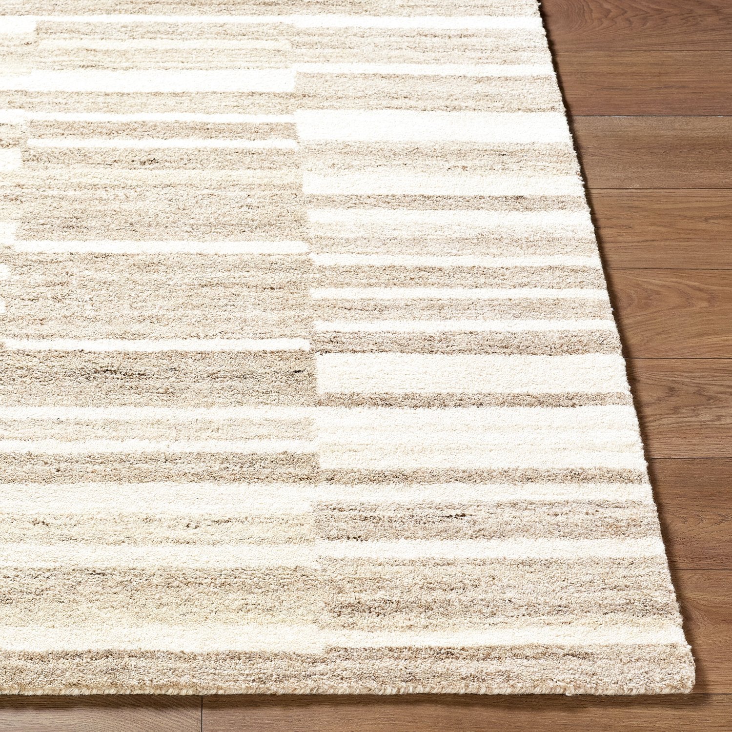 LIVABLISS MAX HANDMADE RUG - Rugs