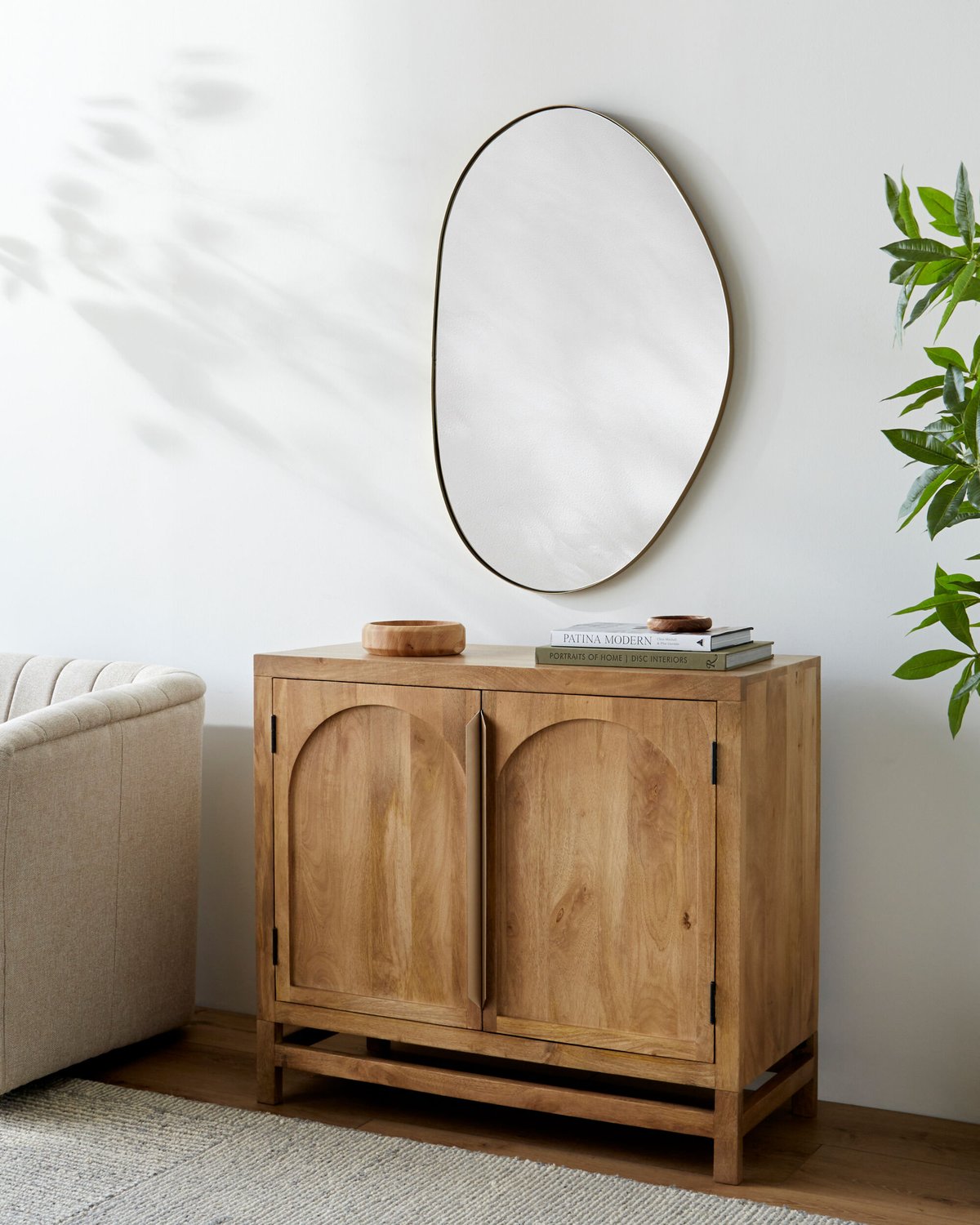 SURYA BYRON CABINET - Cabinets & Bar