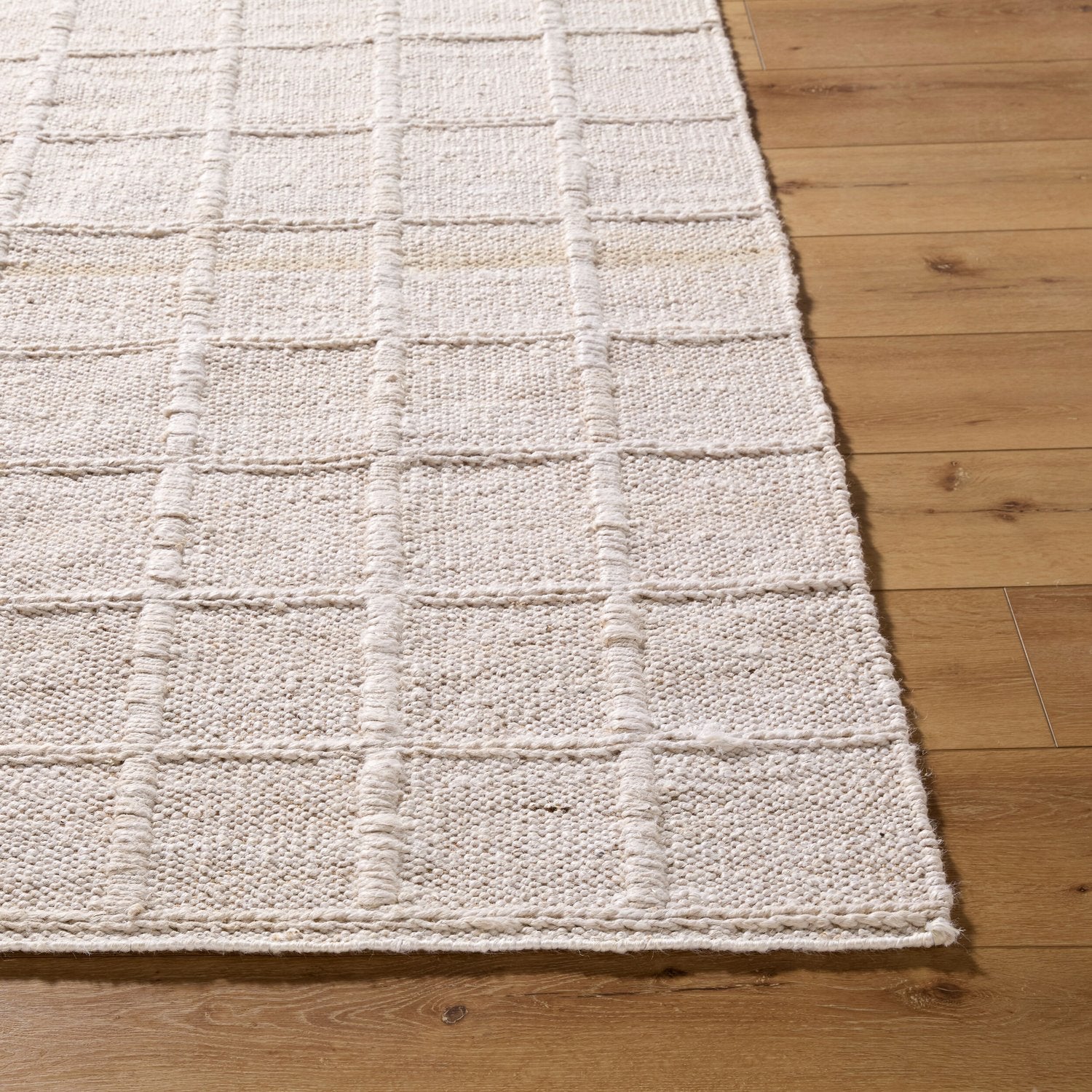 SURYA DAMON HANDMADE RUG - Rugs