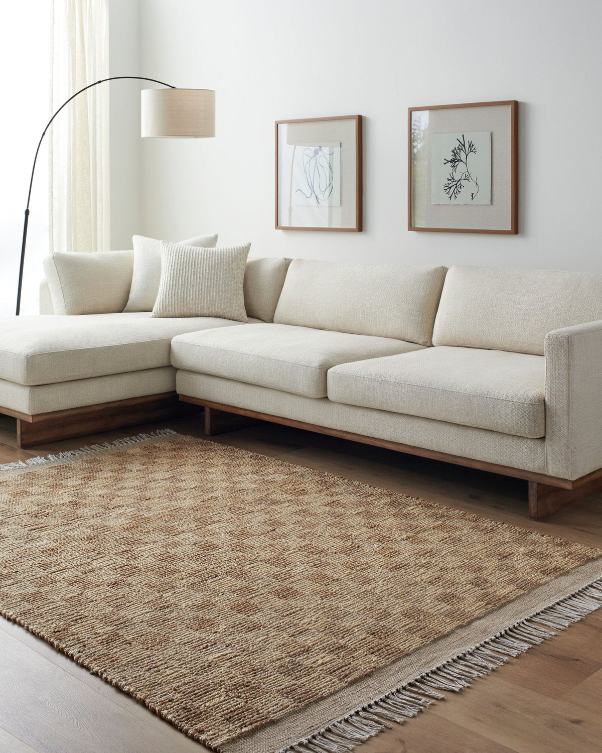 LIVABLISS DAMA HANDMADE RUG - Rugs