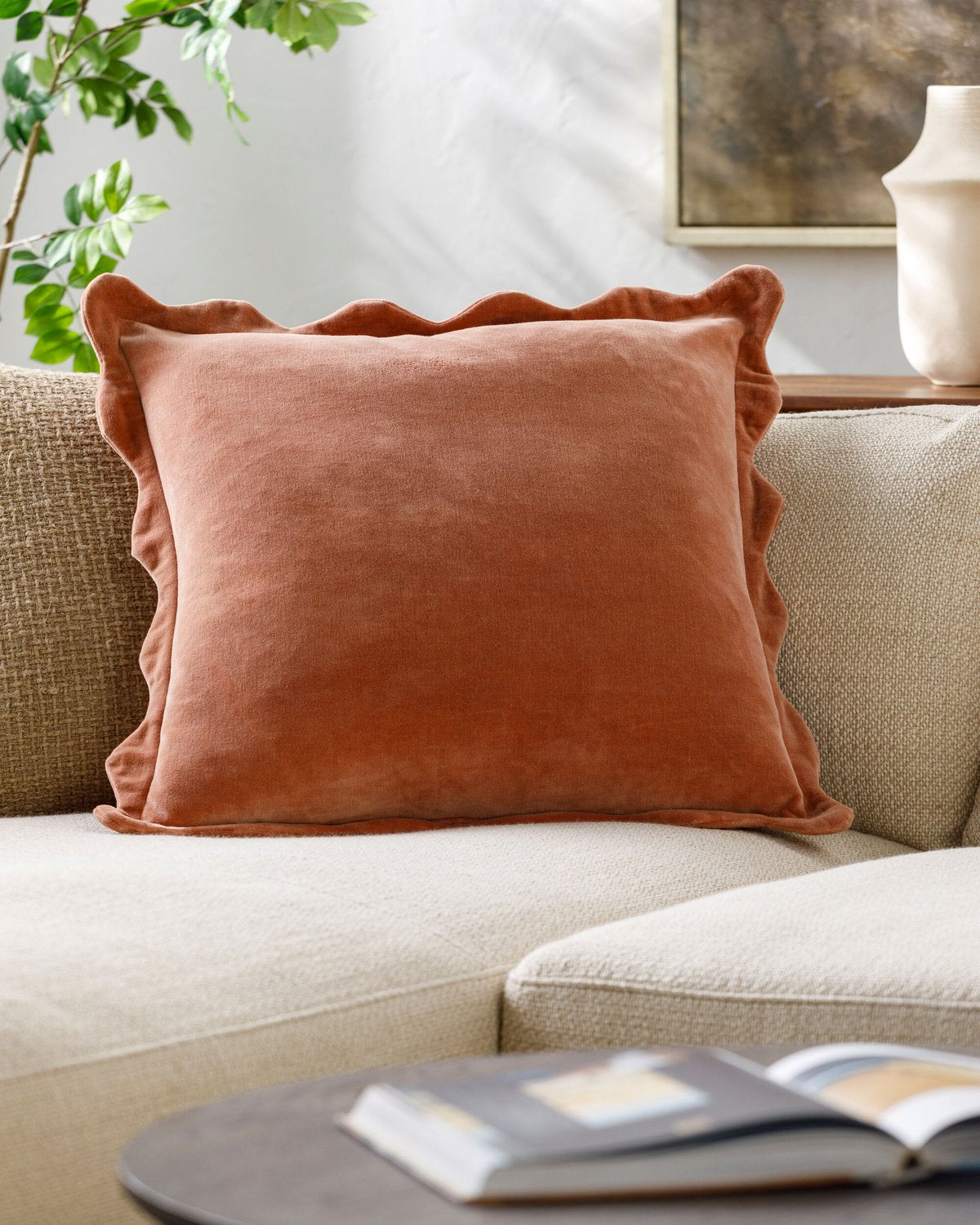 SURYA EFFERVESCENT ACCENT PILLOW - Linens