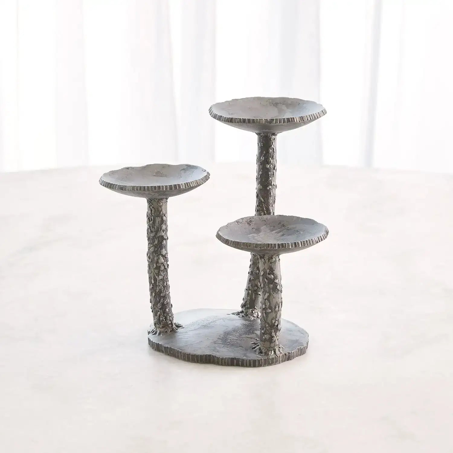 GLOBAL VIEWS FOREST BLOSSOM CANDLE HOLDER - Decorative Accents
