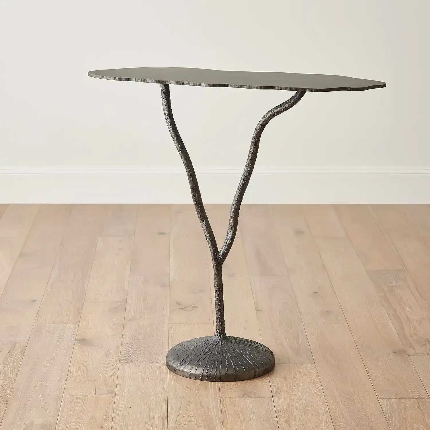 GLOBAL VIEWS FOREST BLOSSOM CONSOLE - Consoles