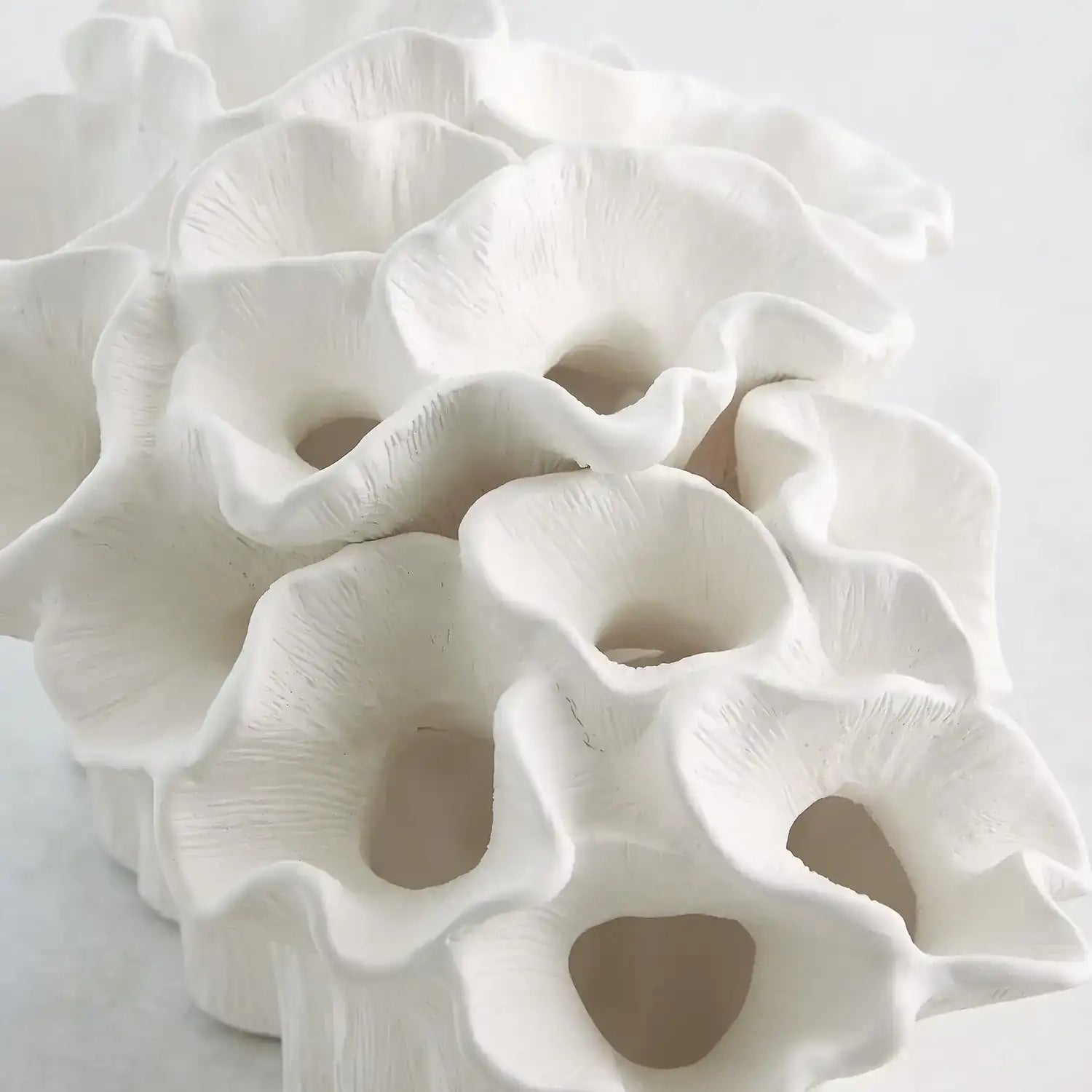 GLOBAL VIEWS FLORA CORAL BOUQUET - Decorative Accents