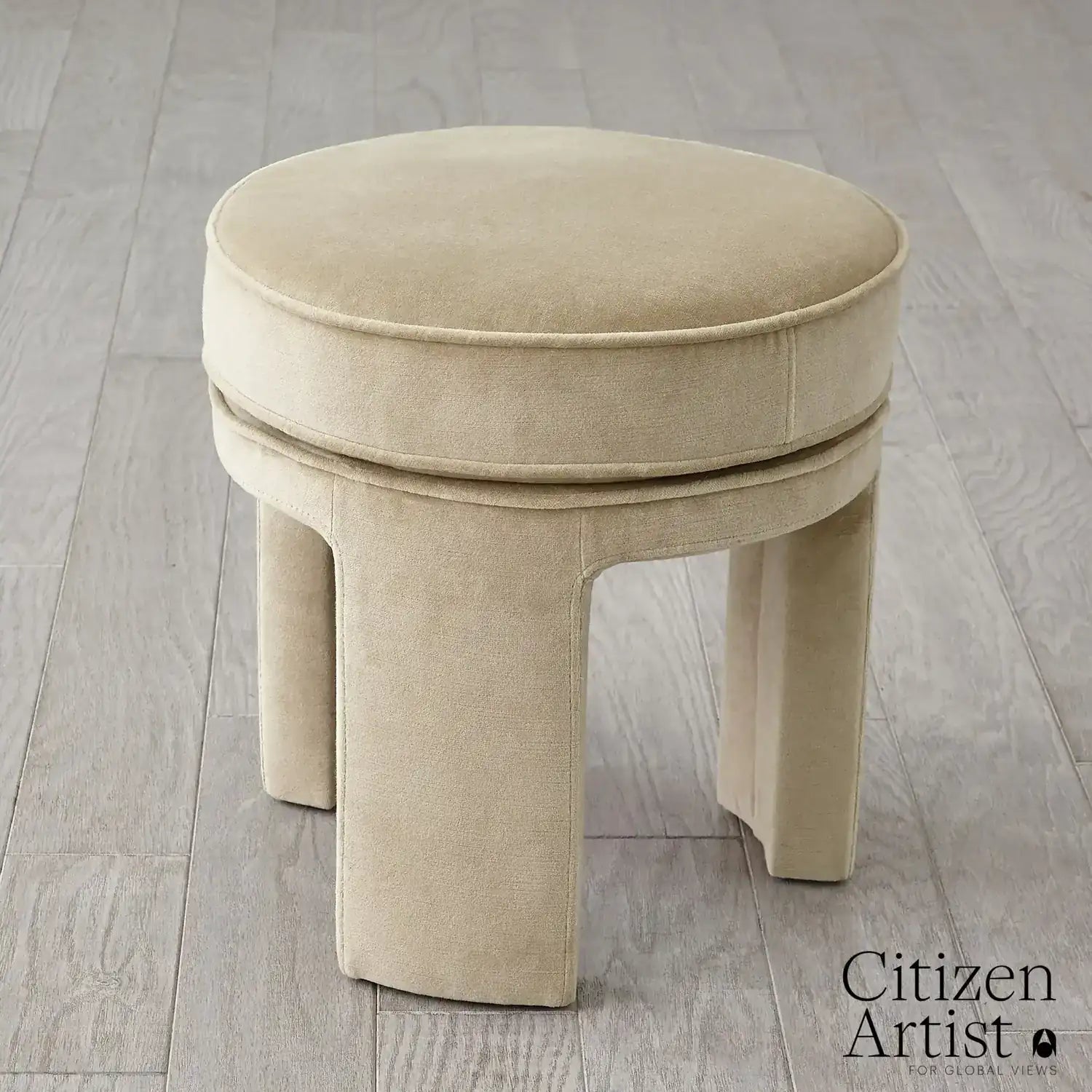 GLOBAL VIEWS PAPU STOOL - Bar Stools
