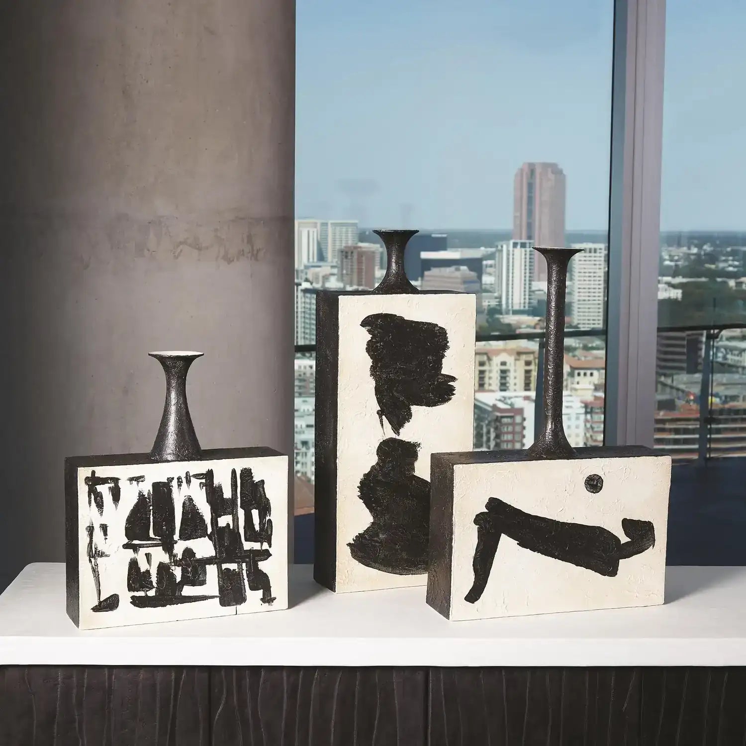 GLOBAL VIEWS THETIS VASE - Decorative Accents