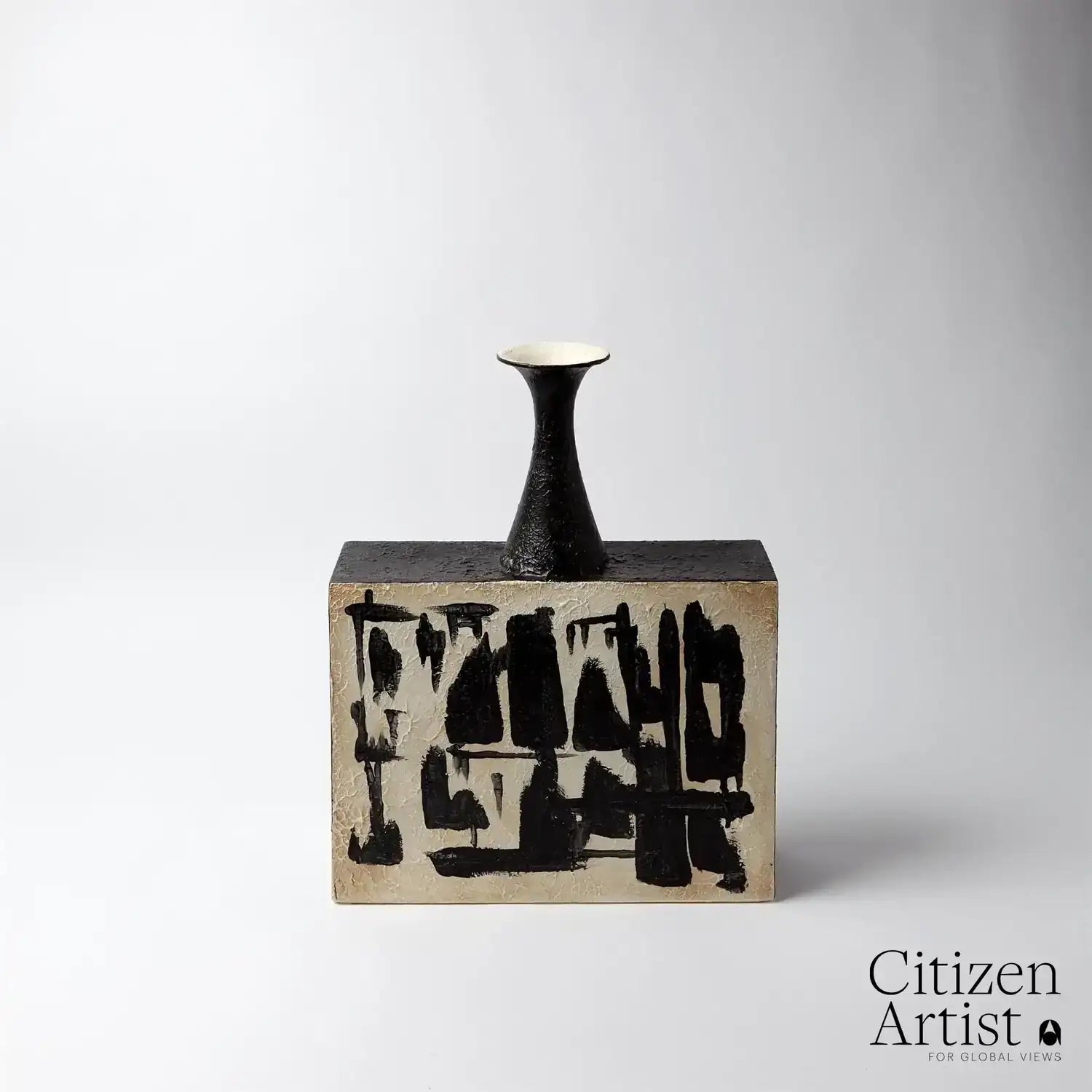 GLOBAL VIEWS THETIS VASE - Decorative Accents