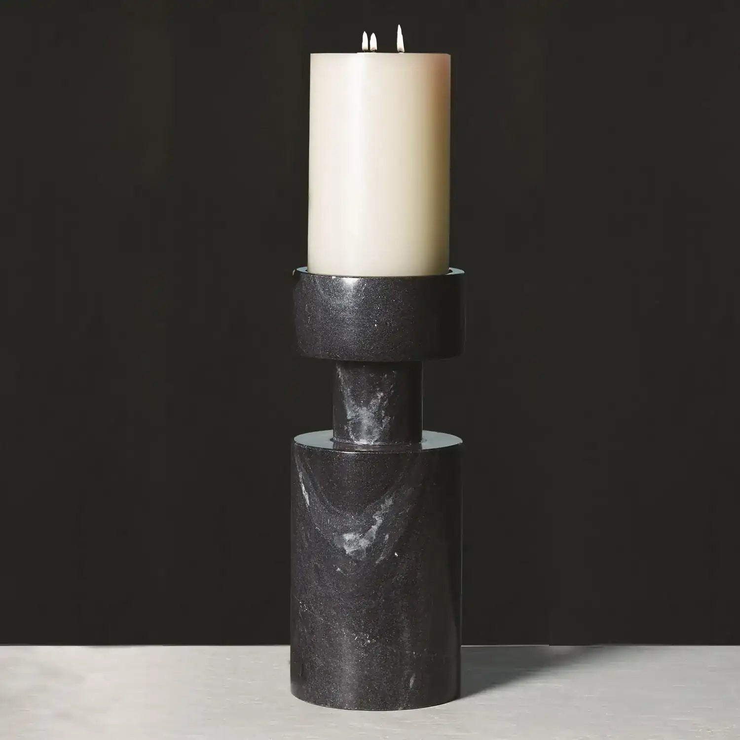 GLOBAL VIEWS LUC VASE - Decorative Accents