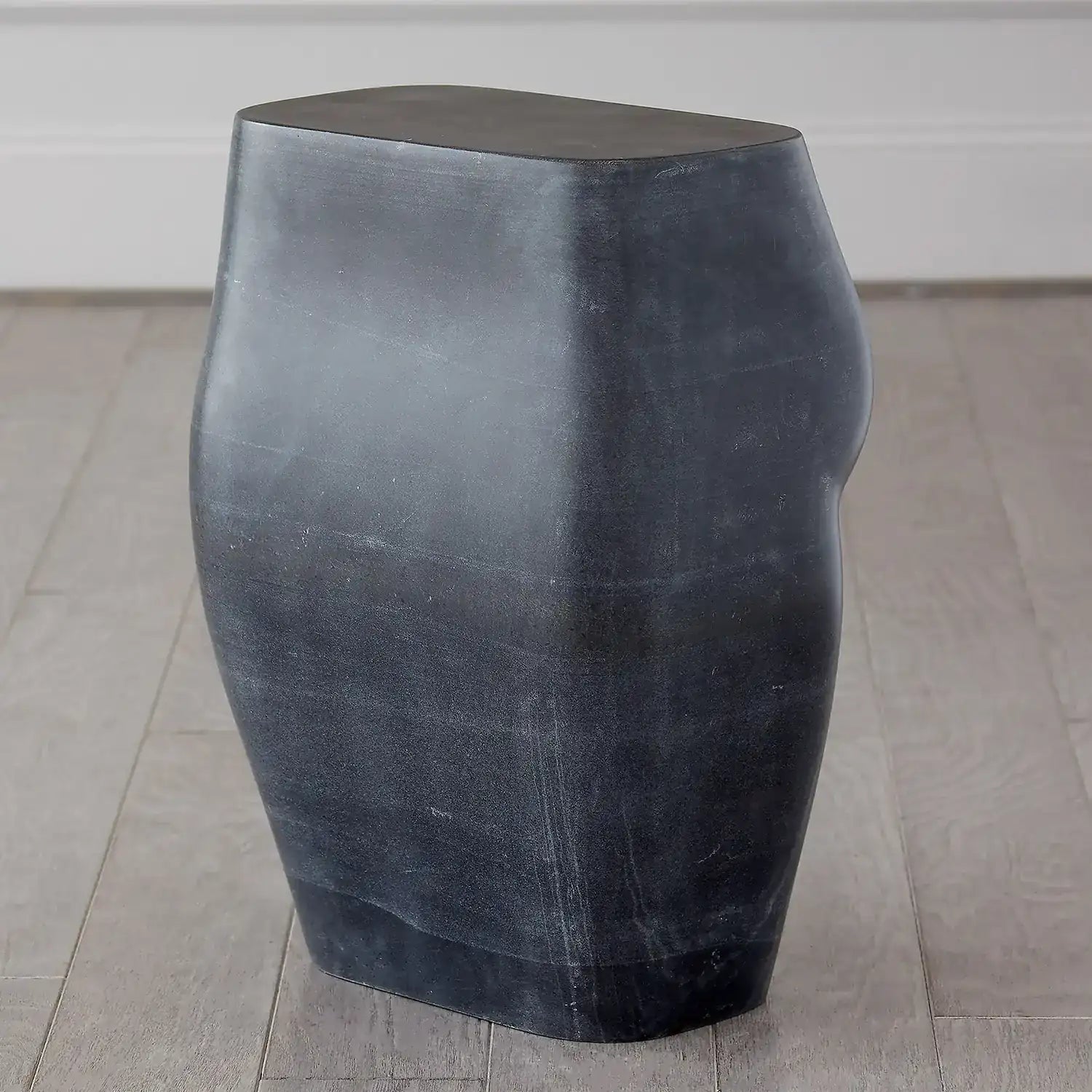 GLOBAL VIEWS L'HOMME STOOL - Bar Stools