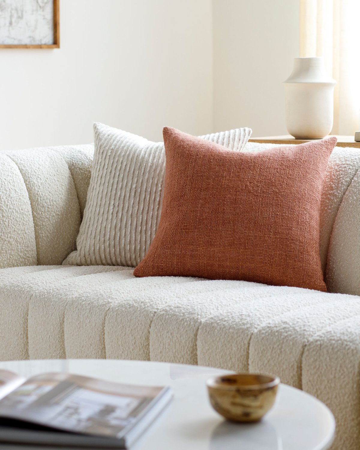 SURYA GAMMIE ACCENT PILLOW - Linens