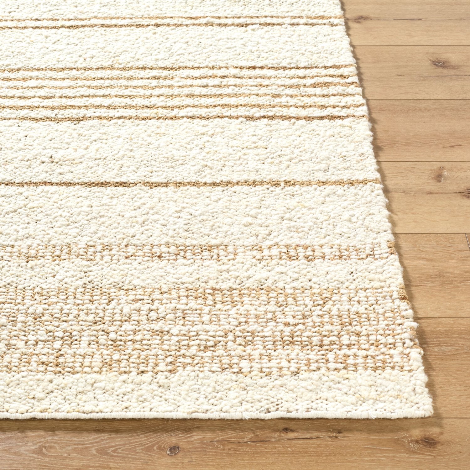 LIVABLISS GENEVIVE HANDMADE RUG - Rugs