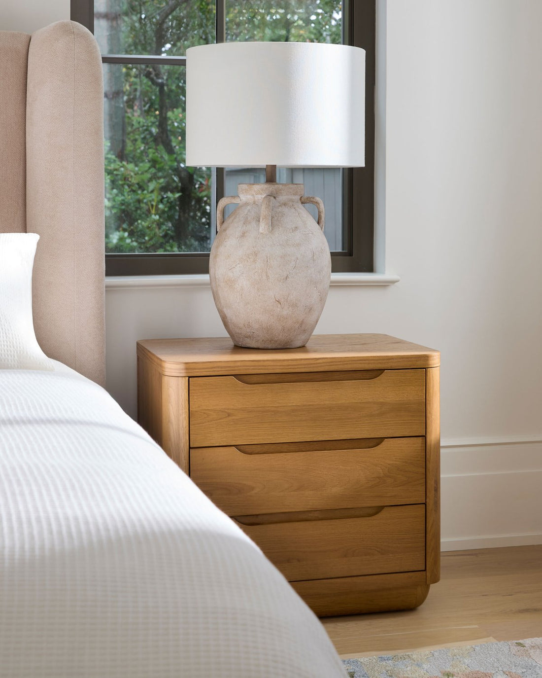 SURYA HUNDLEY NIGHTSTAND - Nightstands