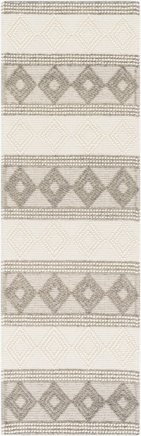 LIVABLISS HYGGE HANDMADE RUG - Rugs