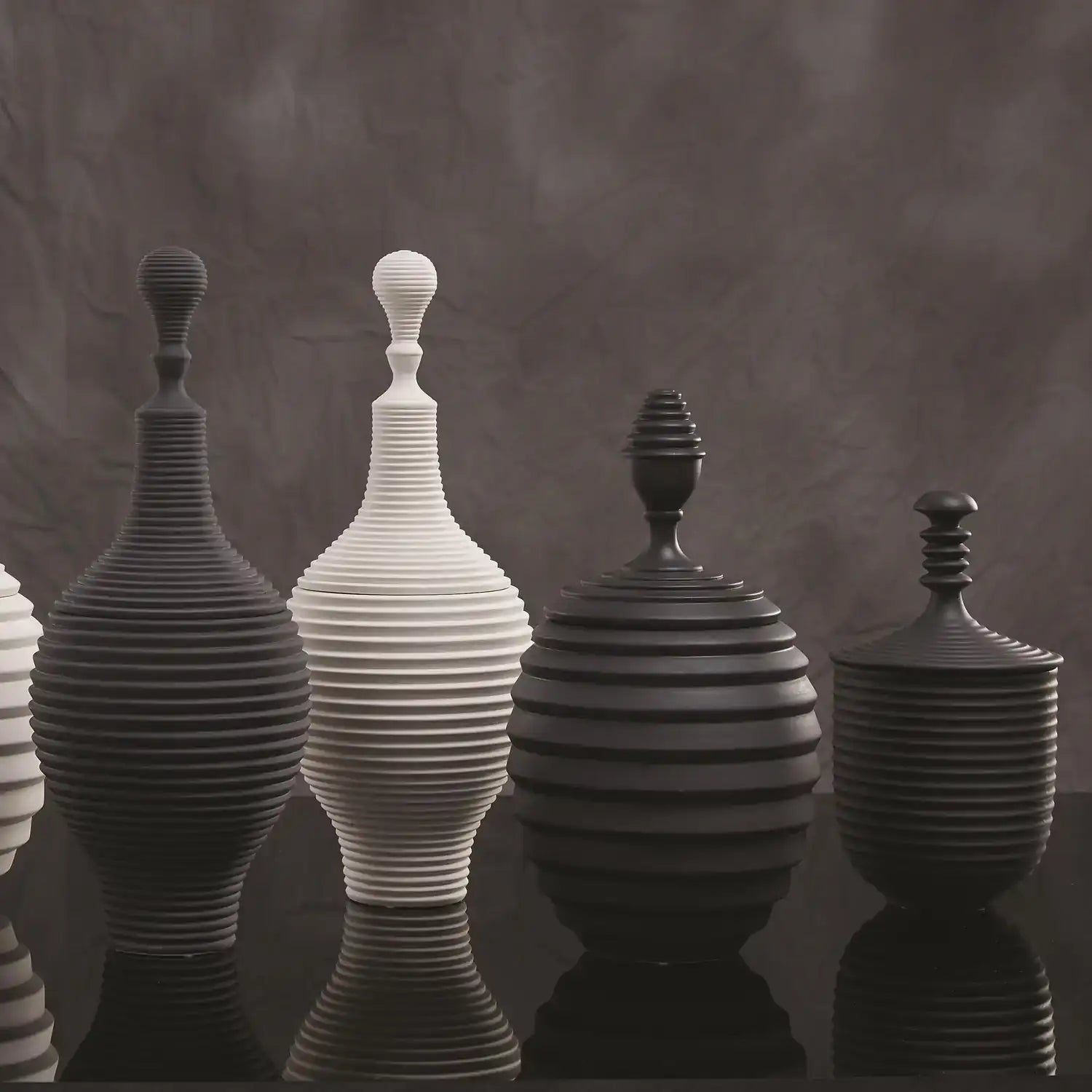 GLOBAL VIEWS ORION JAR - Decorative Accents