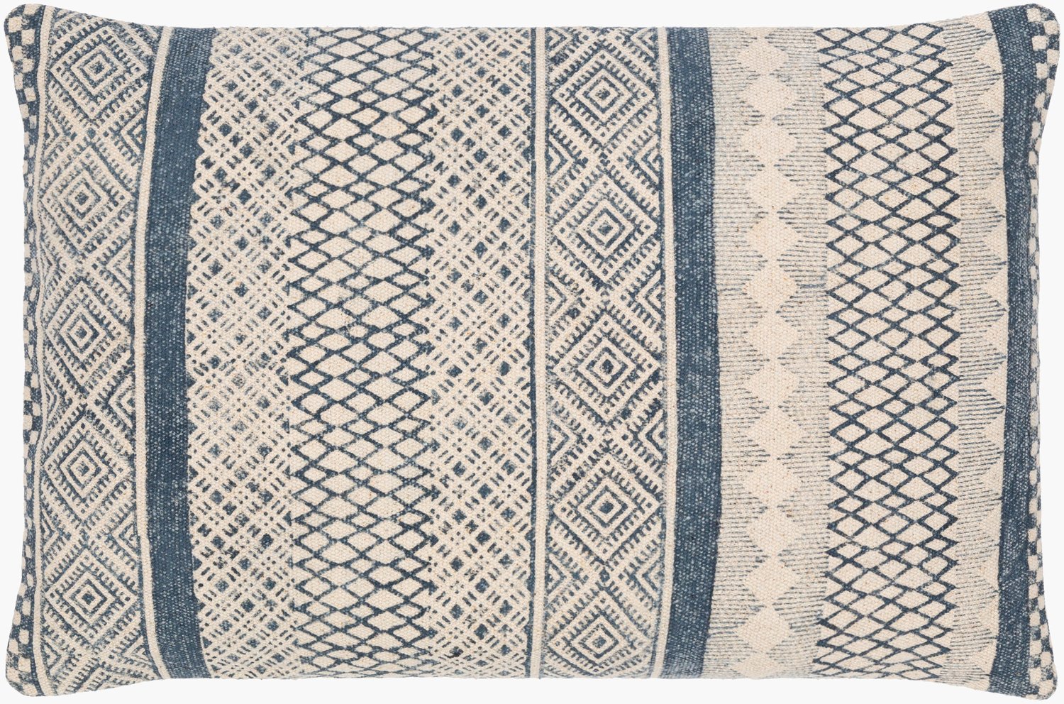 LIVABLISS JANYA LUMBAR PILLOW - Linens