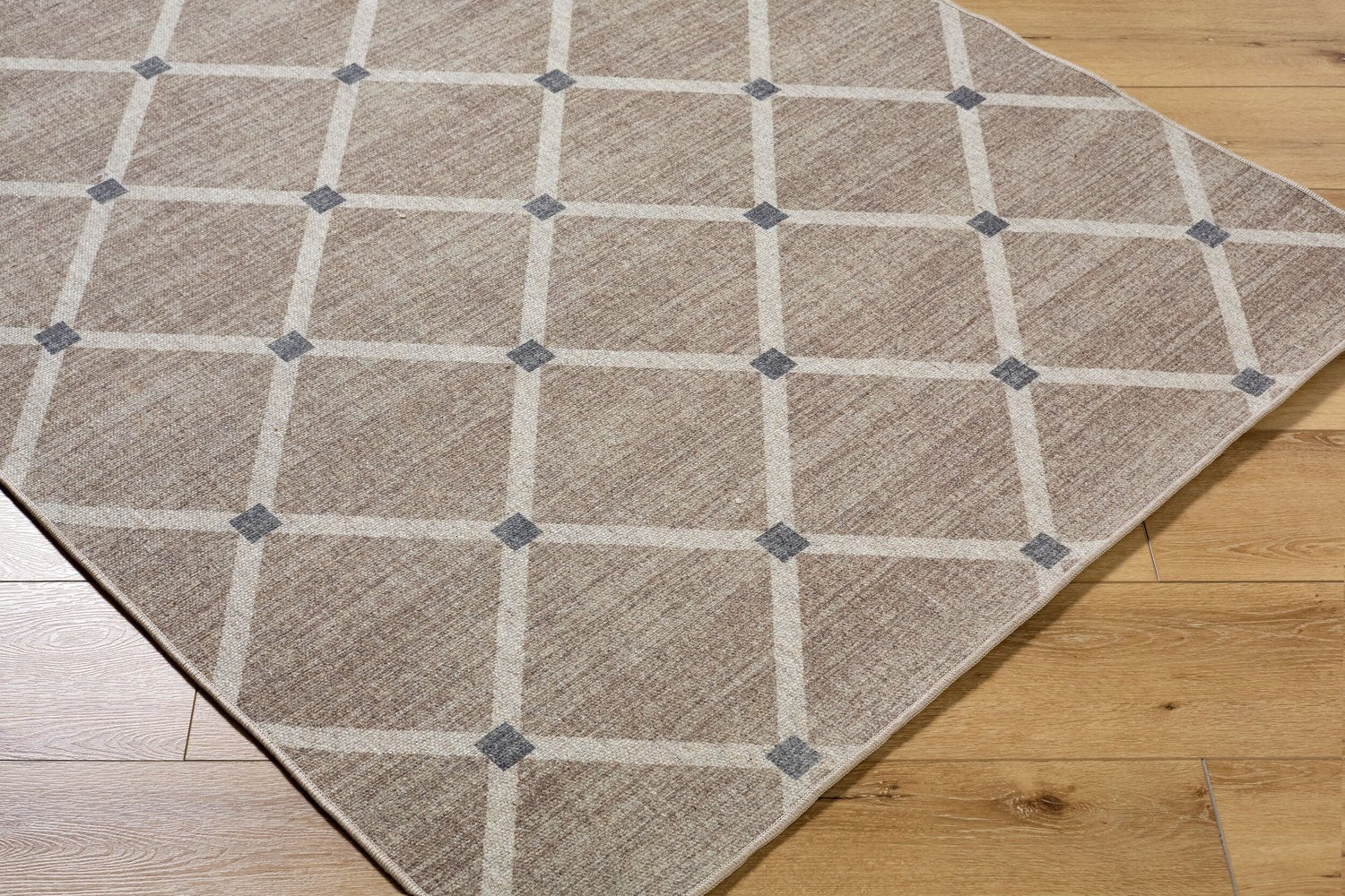 LIVABLISS JUDIE HANDMADE RUG - Rugs