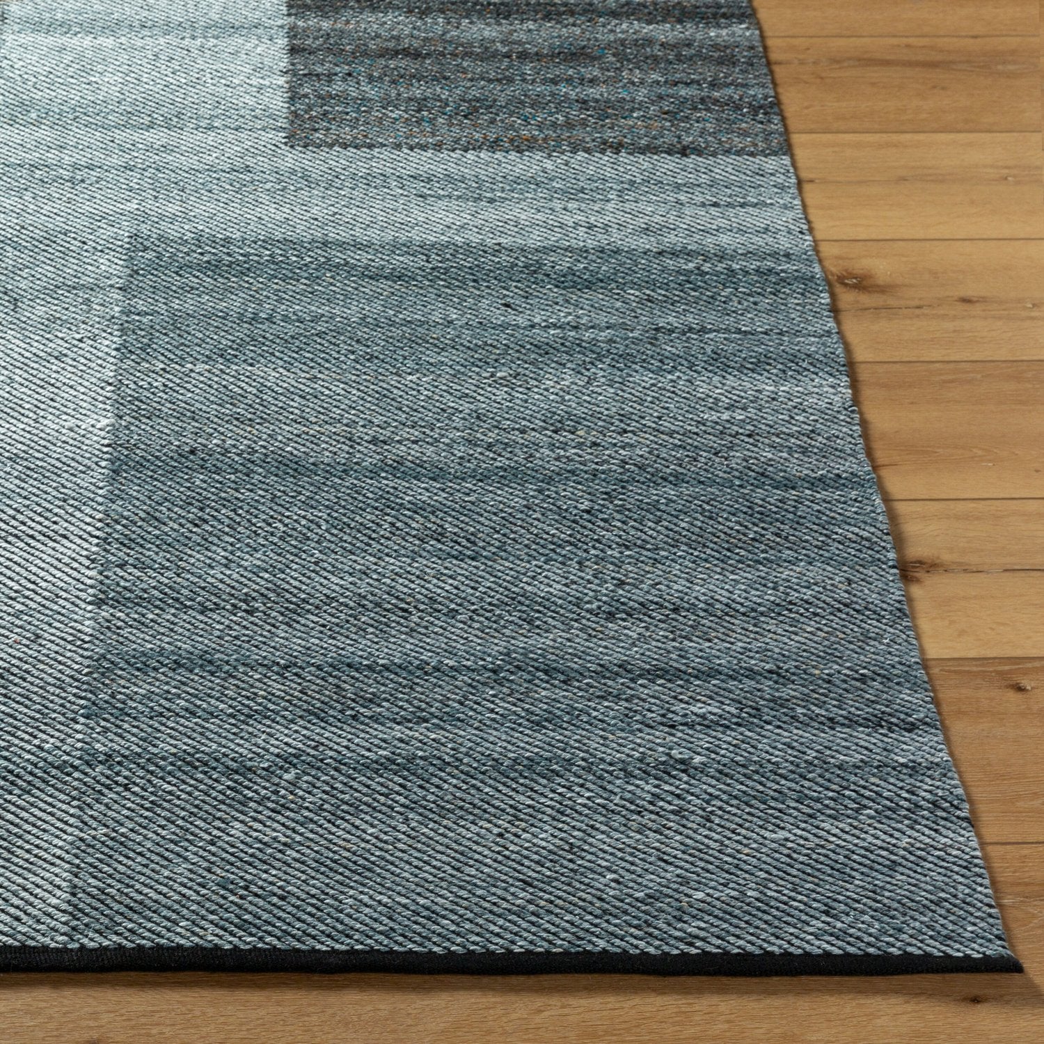 LIVABLISS JOCELYN HANDMADE RUG - Rugs