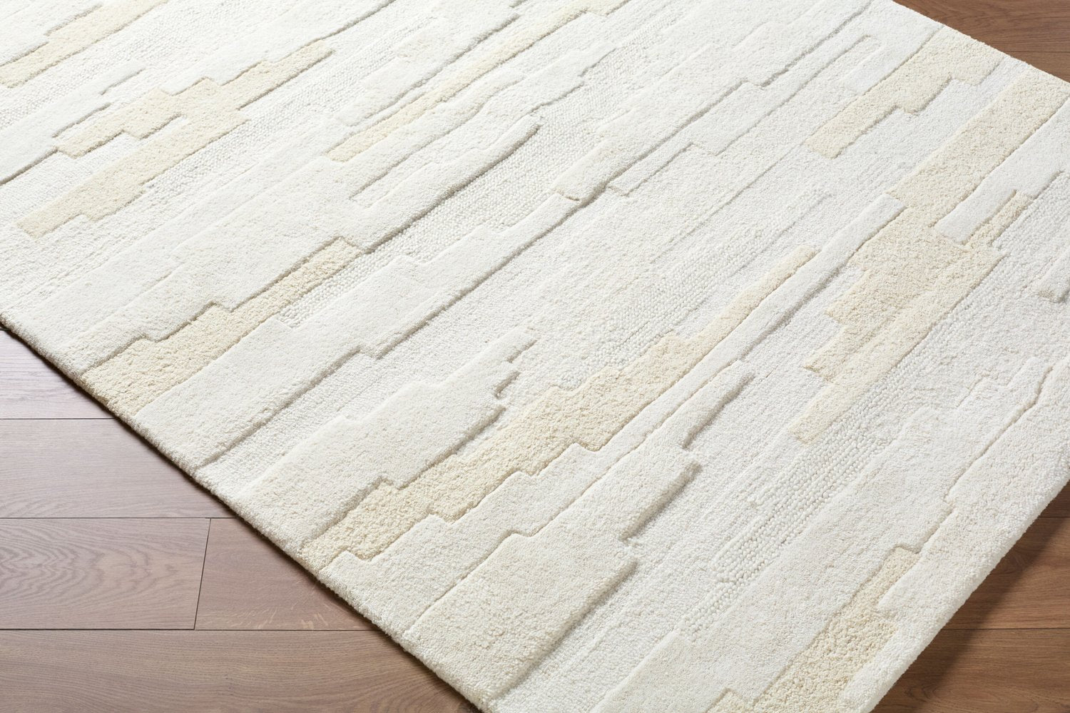 LIVABLISS KINSLEY HANDMADE RUG - Rugs