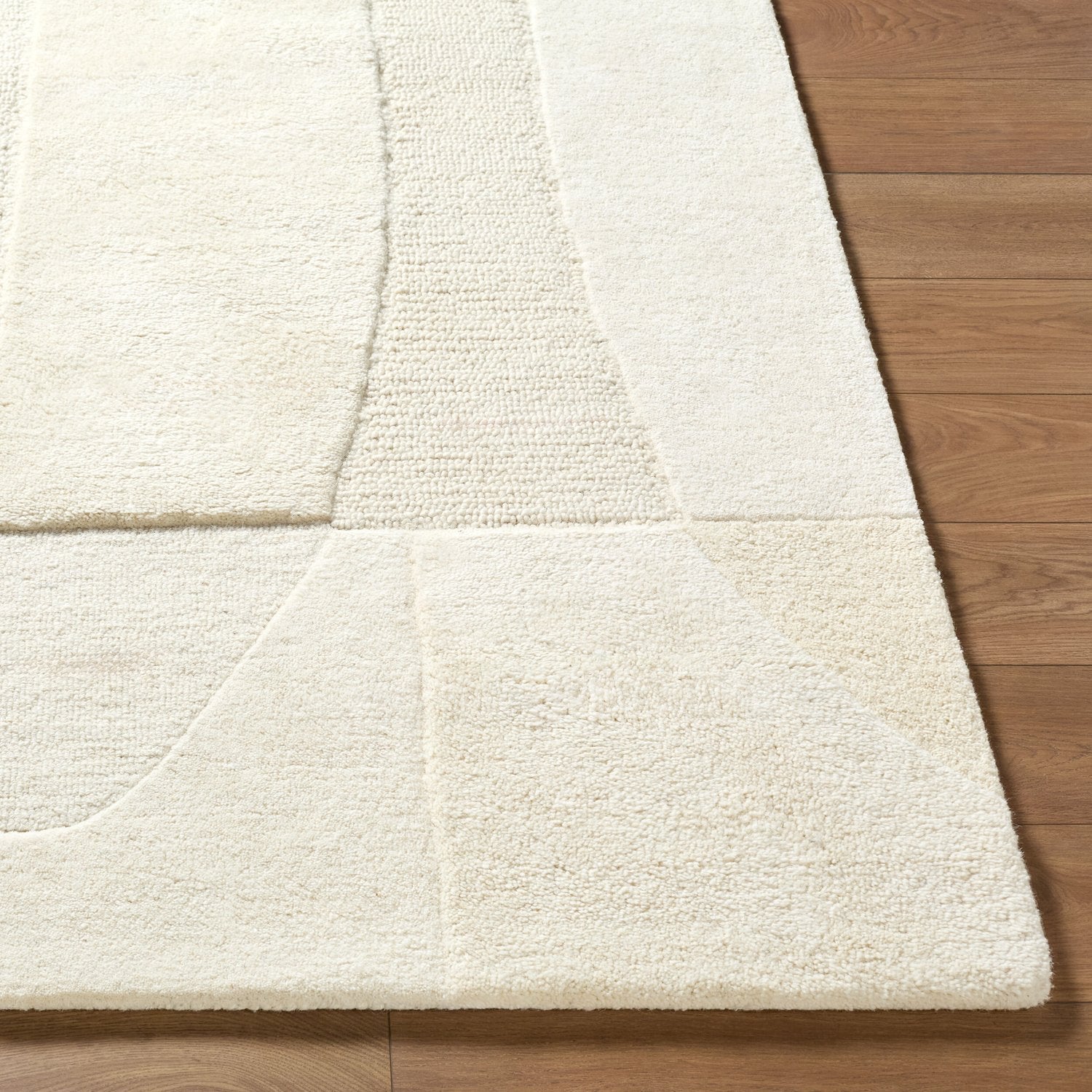 LIVABLISS KINSLEY HANDMADE RUG - Rugs
